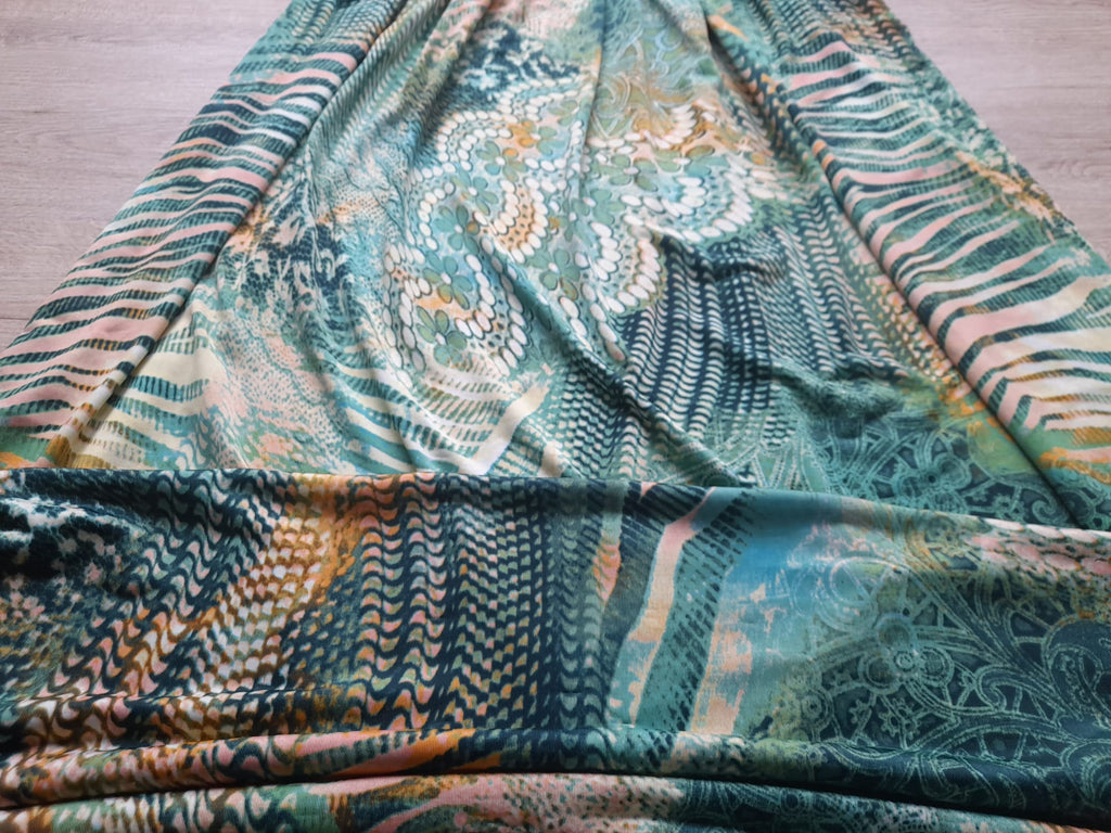 VESTIDO LARGO DE VERANO PALABRA DE HONOR, ESTAMPADO Y CON ARO DE MADERA
