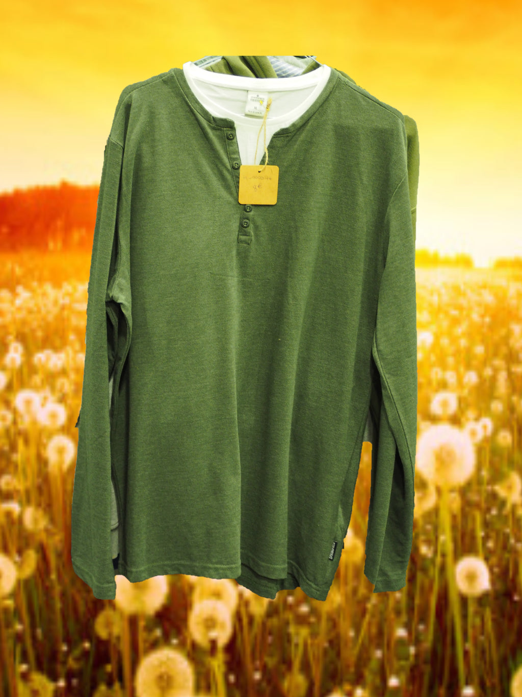 POLO MANGA LARGA VERDE Y BLANCO
