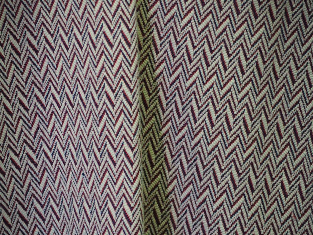 VESTIDO TIRANTES GRANATE CON ESTAMPADO GEOMÉTRICO