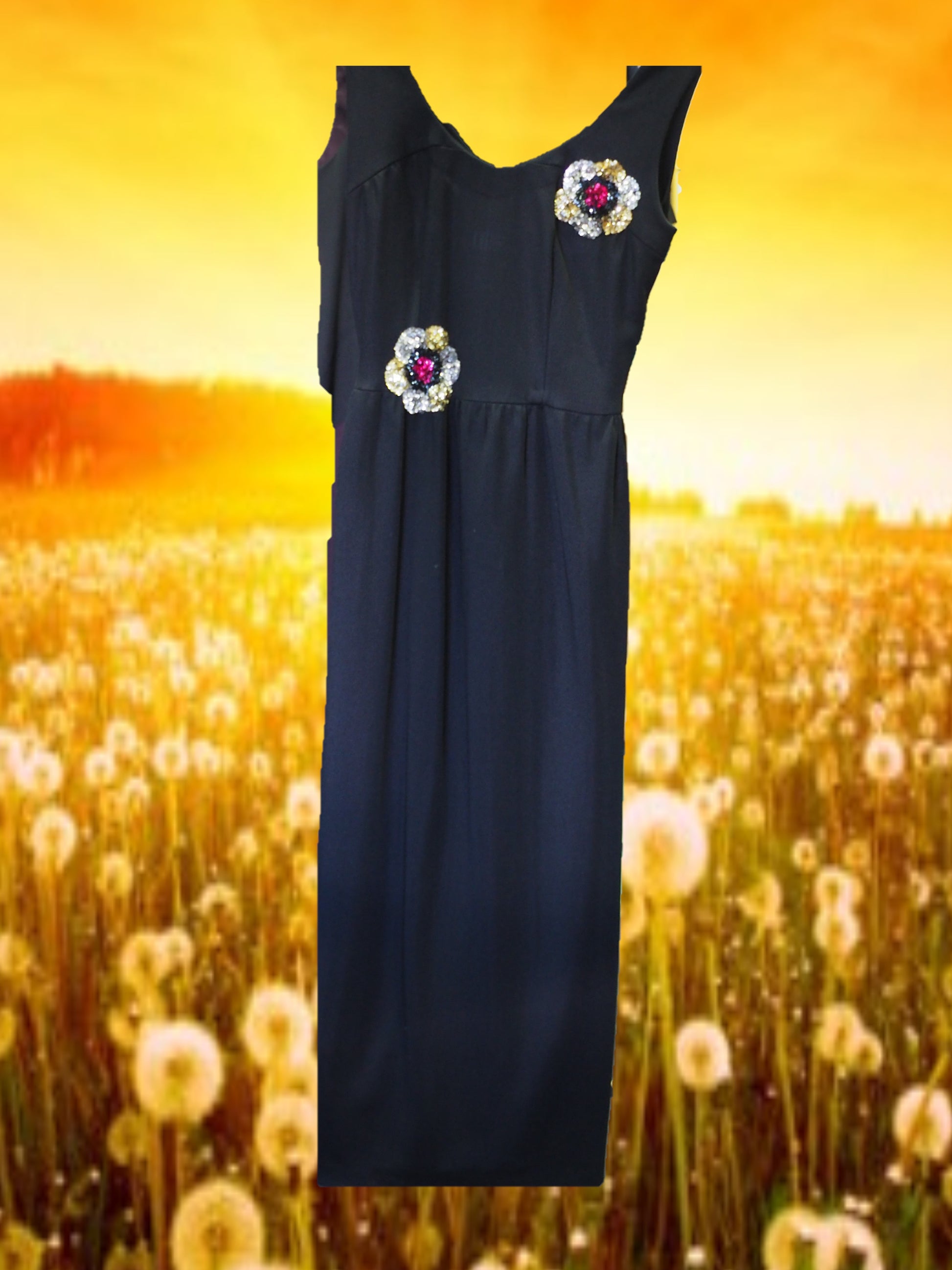 VESTIDO TIRANTES LARGO NEGRO CON ESTAMPADO FLORAL EN LENTEJUELAS
