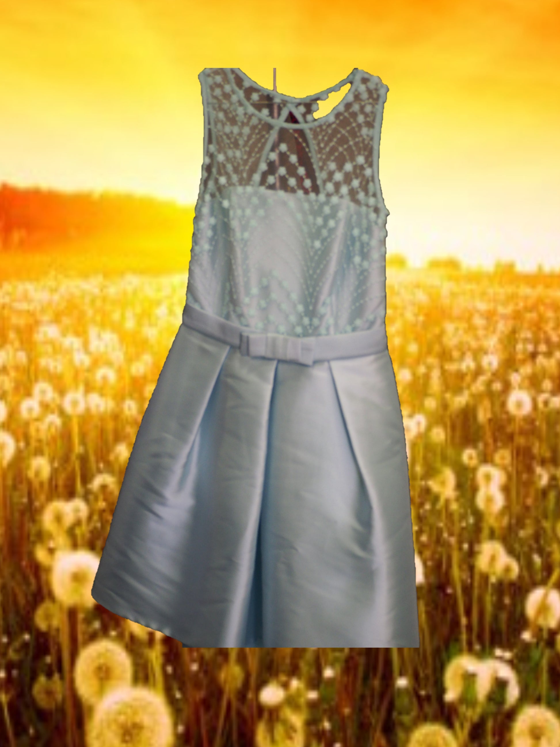 VESTIDO MIDI VERDE DE FIESTA SIN MANGAS Y TRANSPARENCIAS