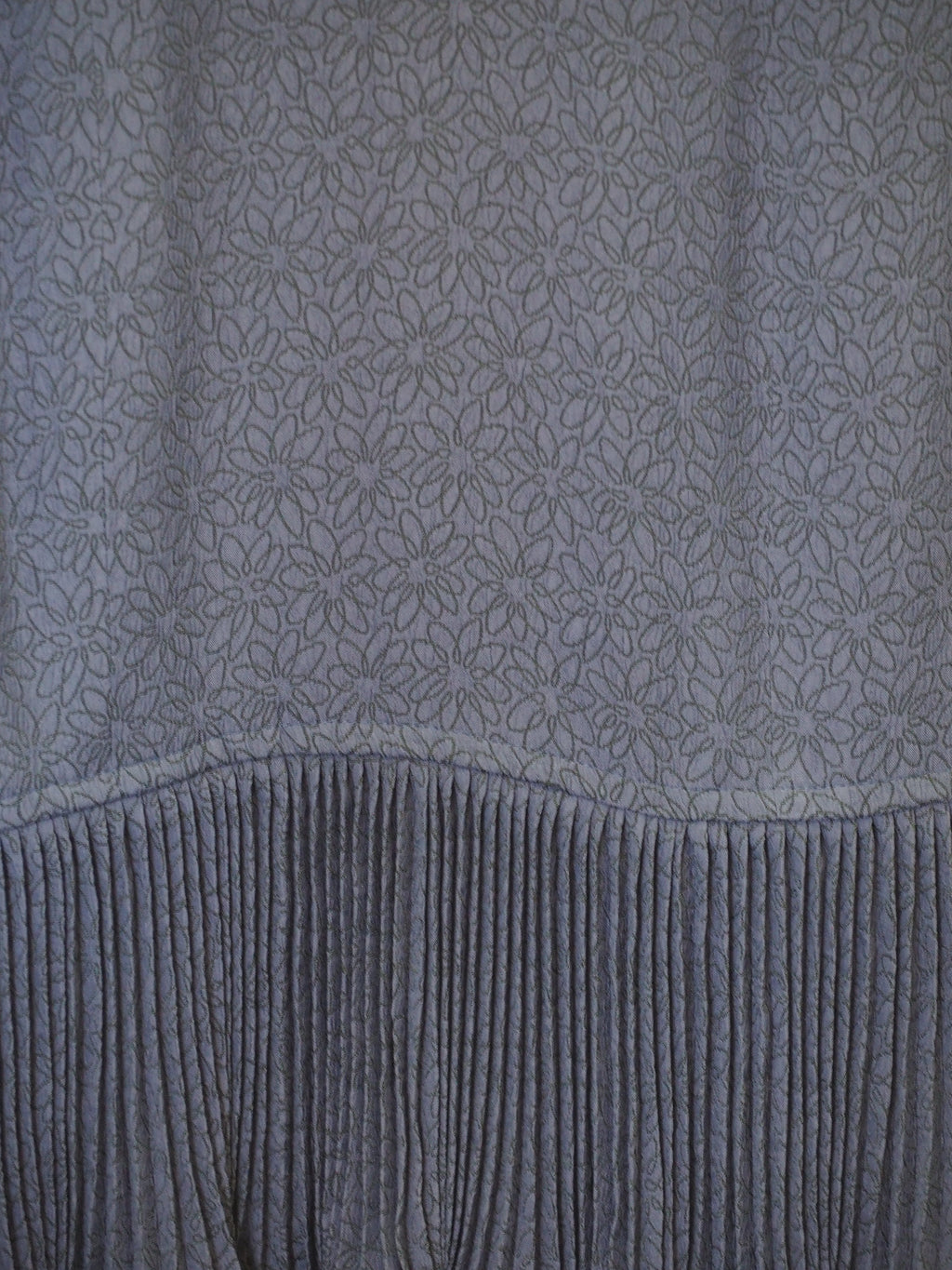 VESTIDO LARGO CON VOLANTE Y MANGA CORTA AZUL MARINO