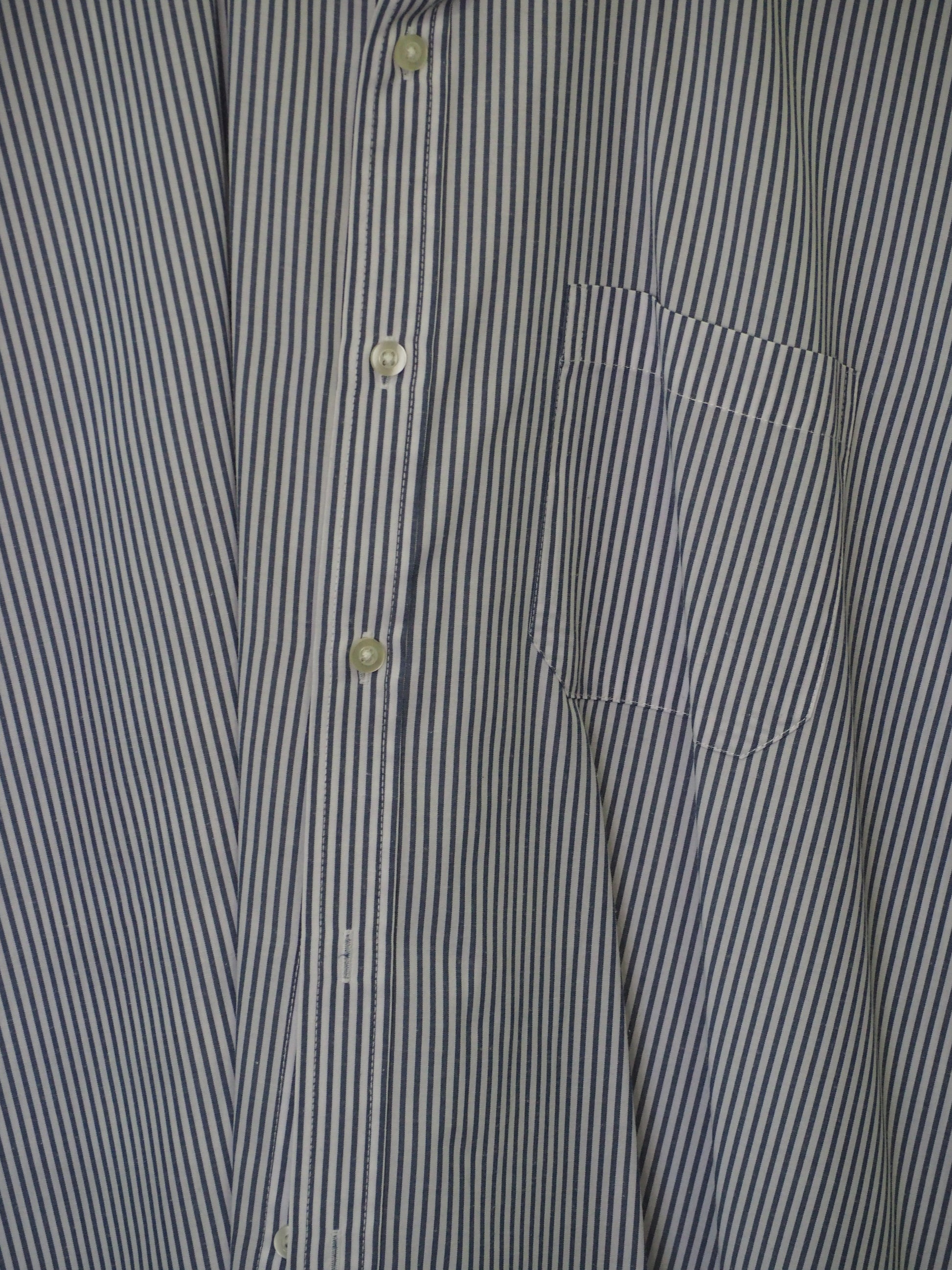 CAMISA MANGA CORTA CABALLERO BLANCA CON RAYAS AZULES