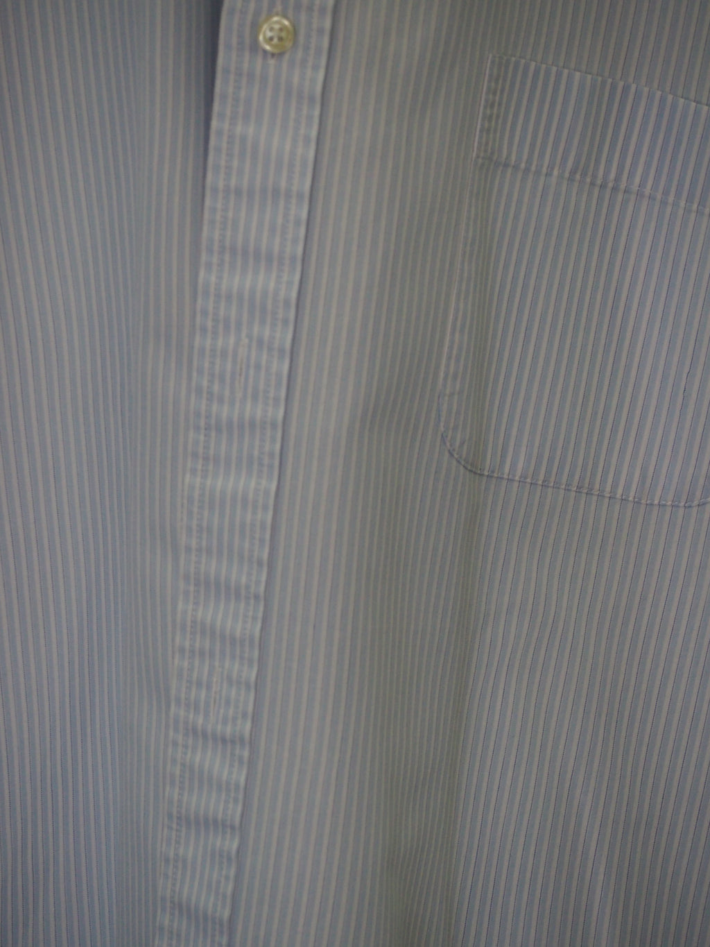 CAMISA MANGA CORTA CABALLERO  CON RAYAS AZULES