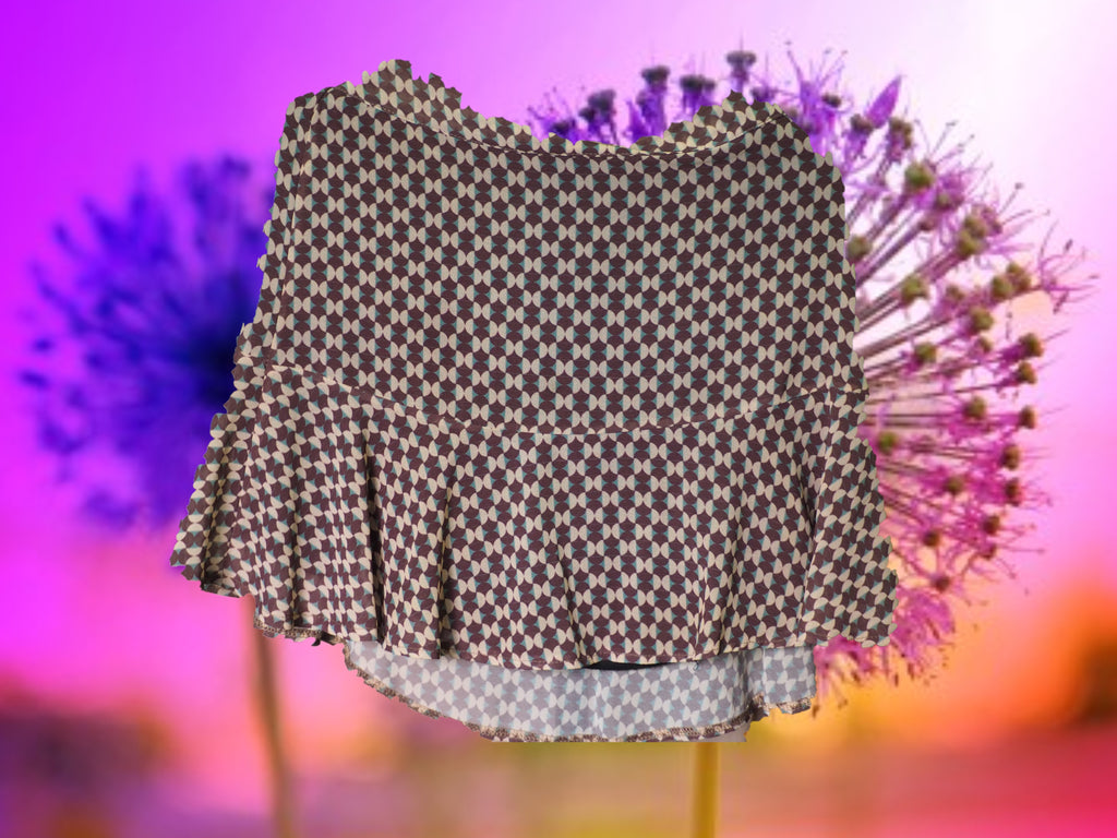 FALDA CORTA MARRÓN CON ESTAMPADO GEOMÉTRICO