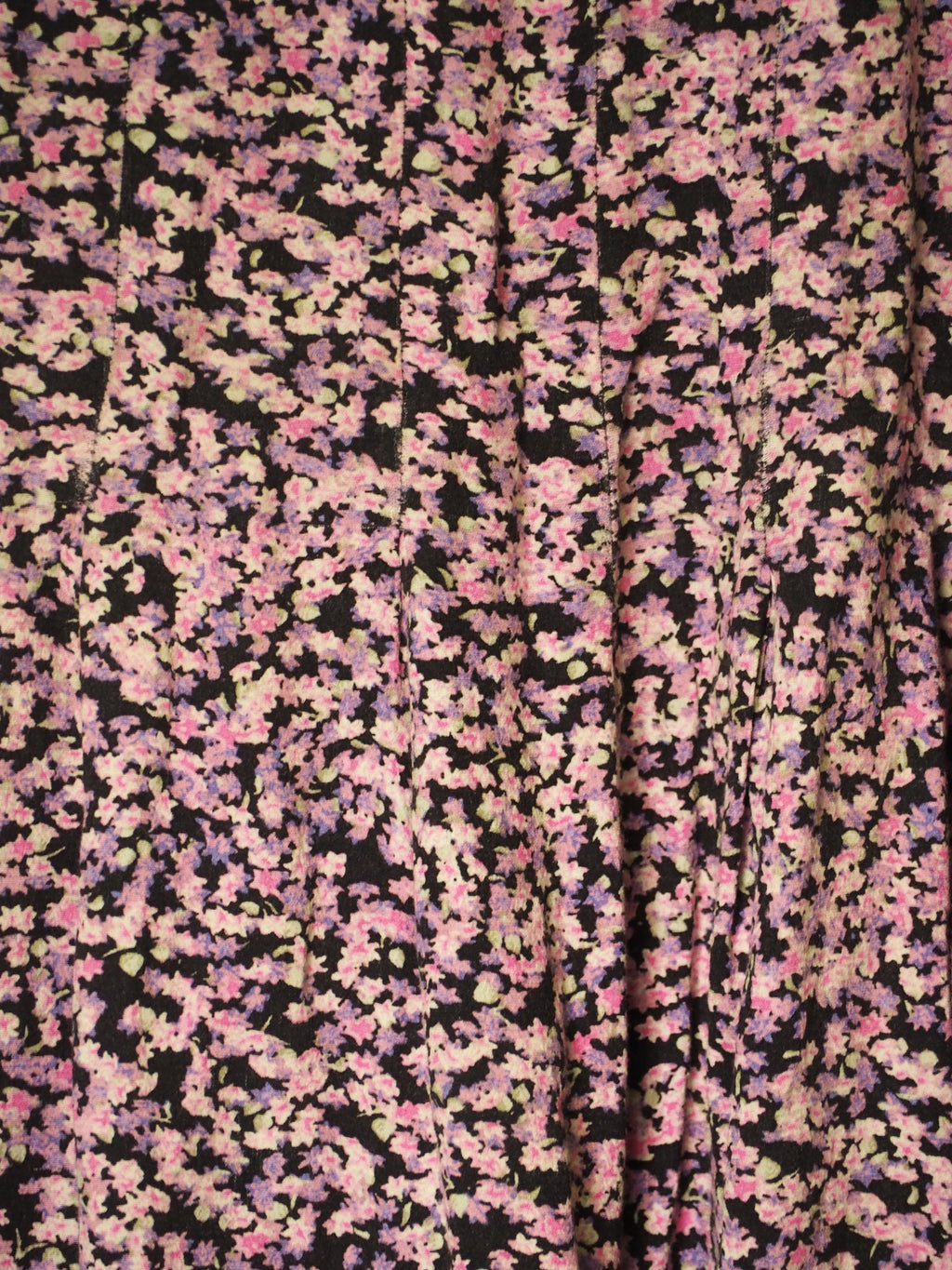 FALDA LARGA NEGRA CON ESTAMPADO FLORAL