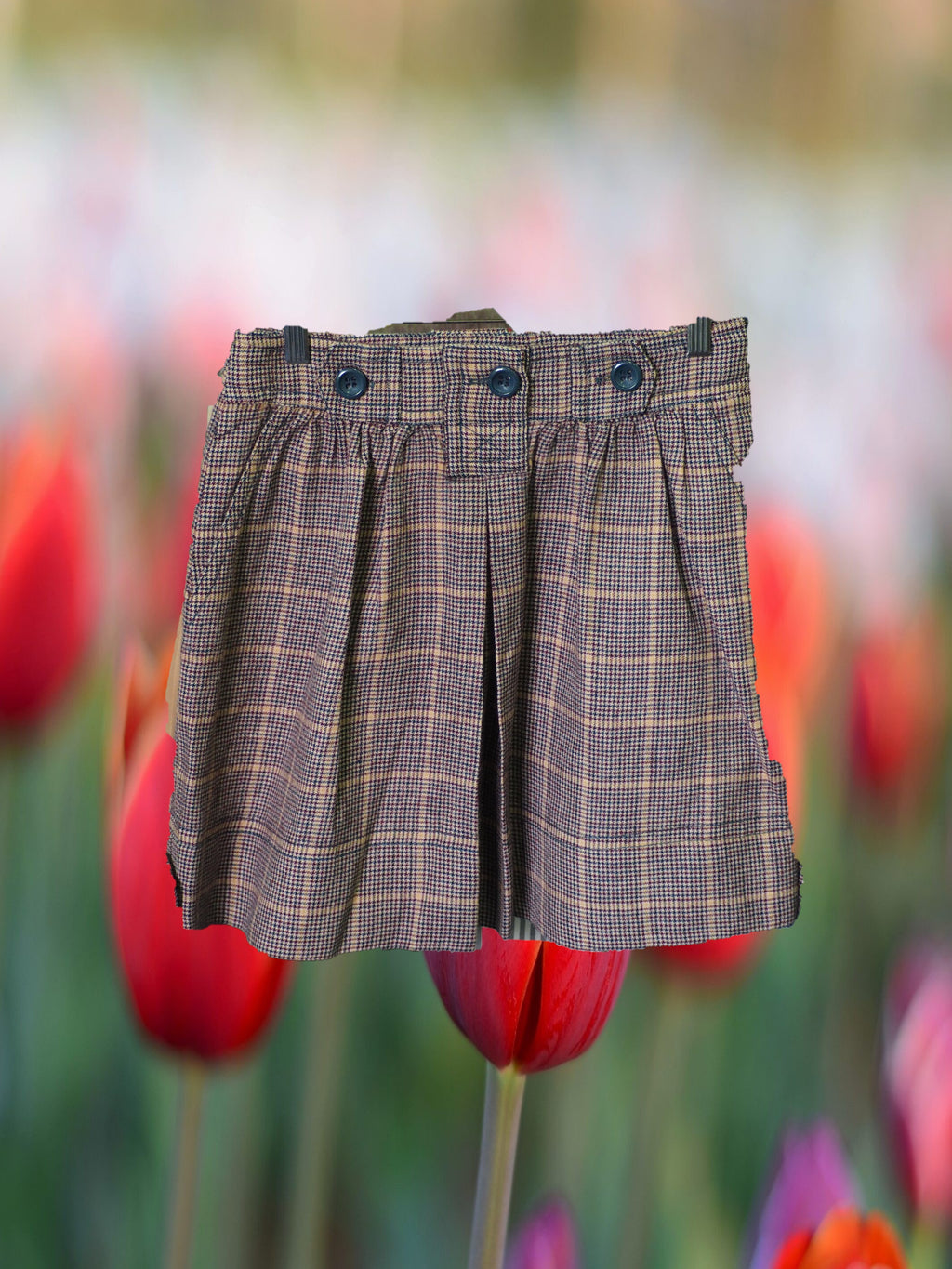 BERMUDAS MUJER MARRÓN CON ESTAMPADO ESCOCÉS