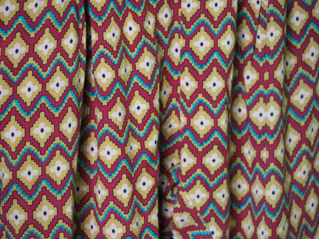 PANTALÓN MUJER DE TELA MULTICOLOR