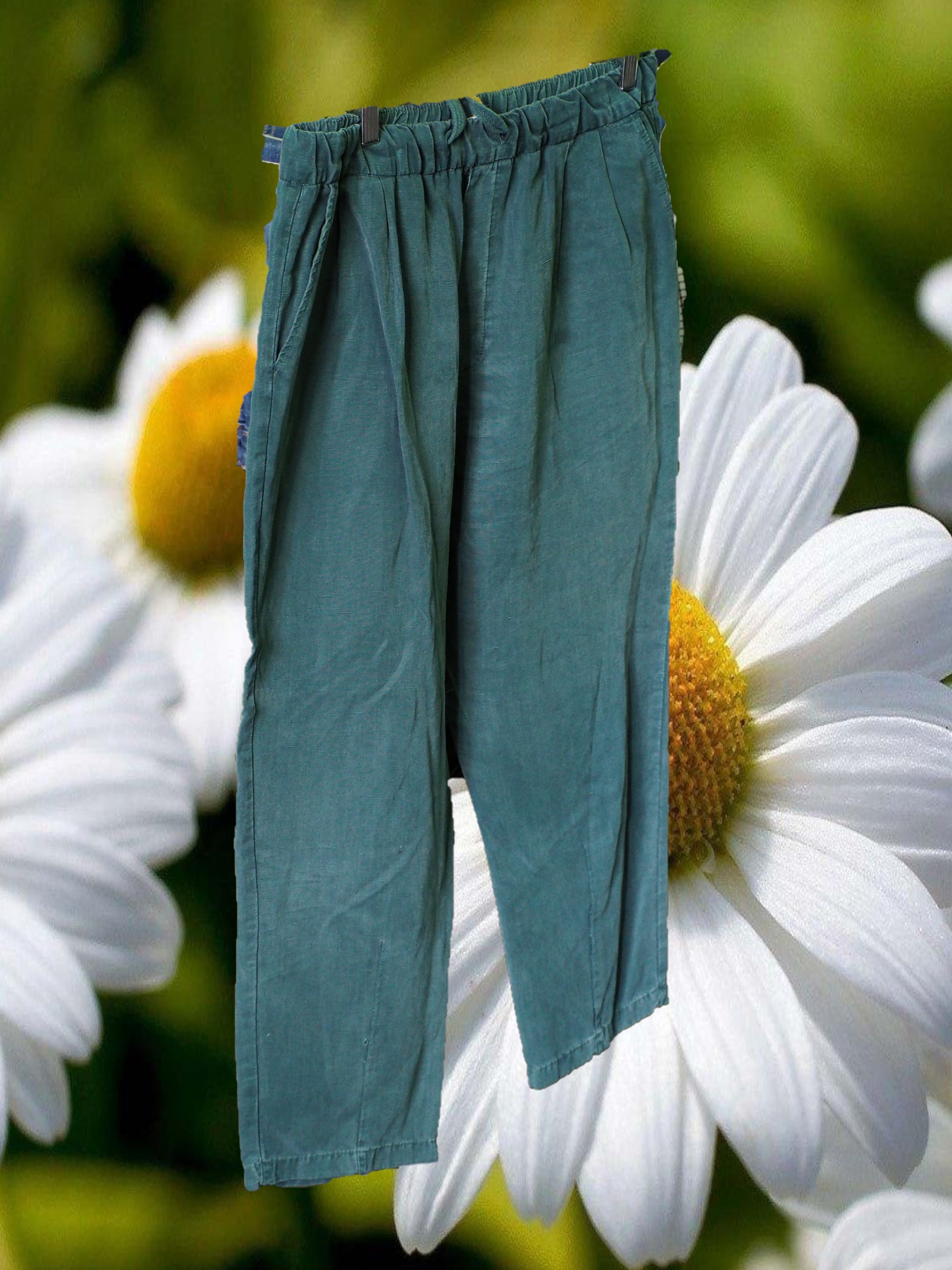 PANTALÓN MUJER DE TELA VERDE