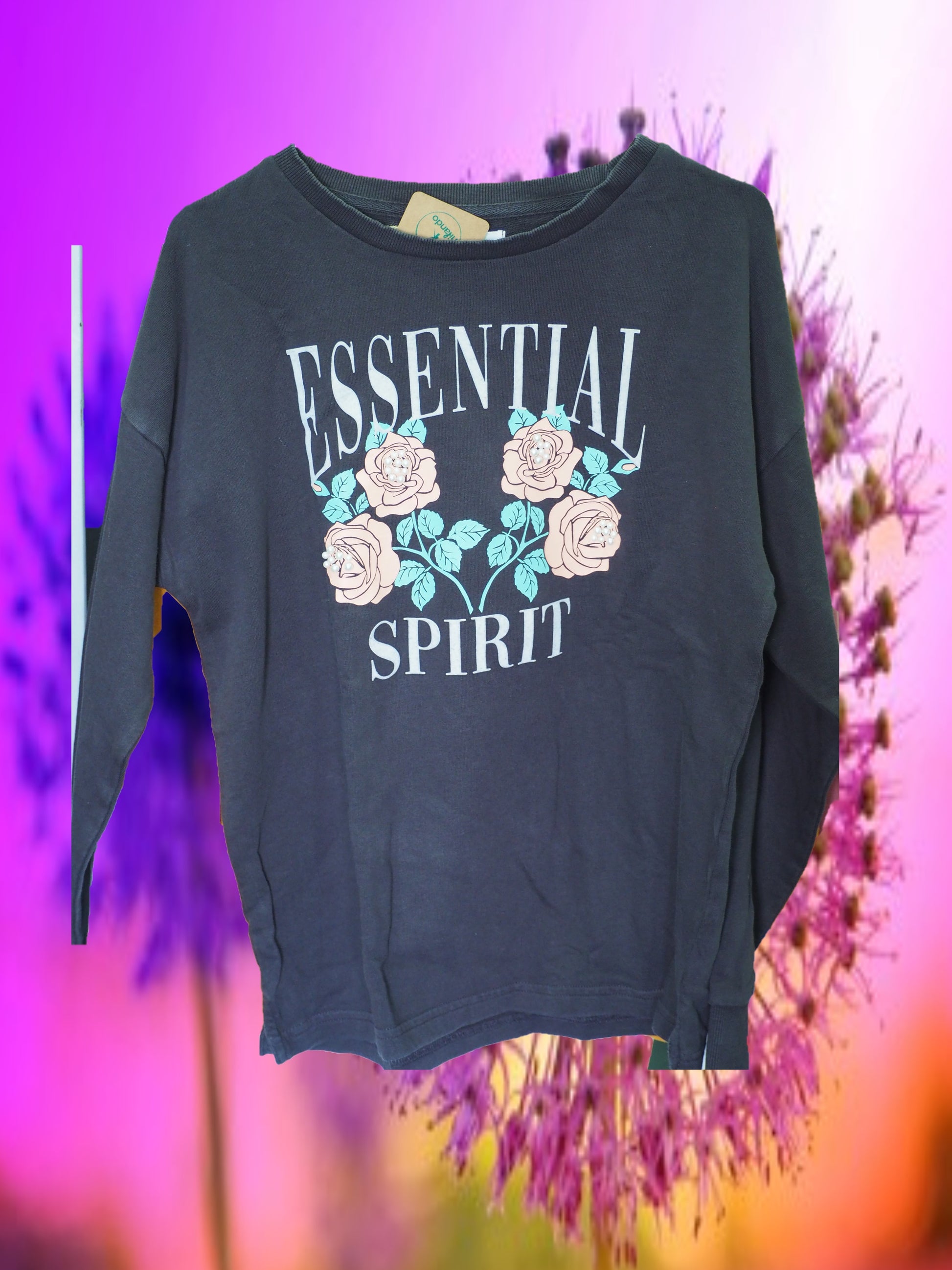 SUDADERA MUJER NEGRA CON DIBUJO Y DETALLES DE PERLAS