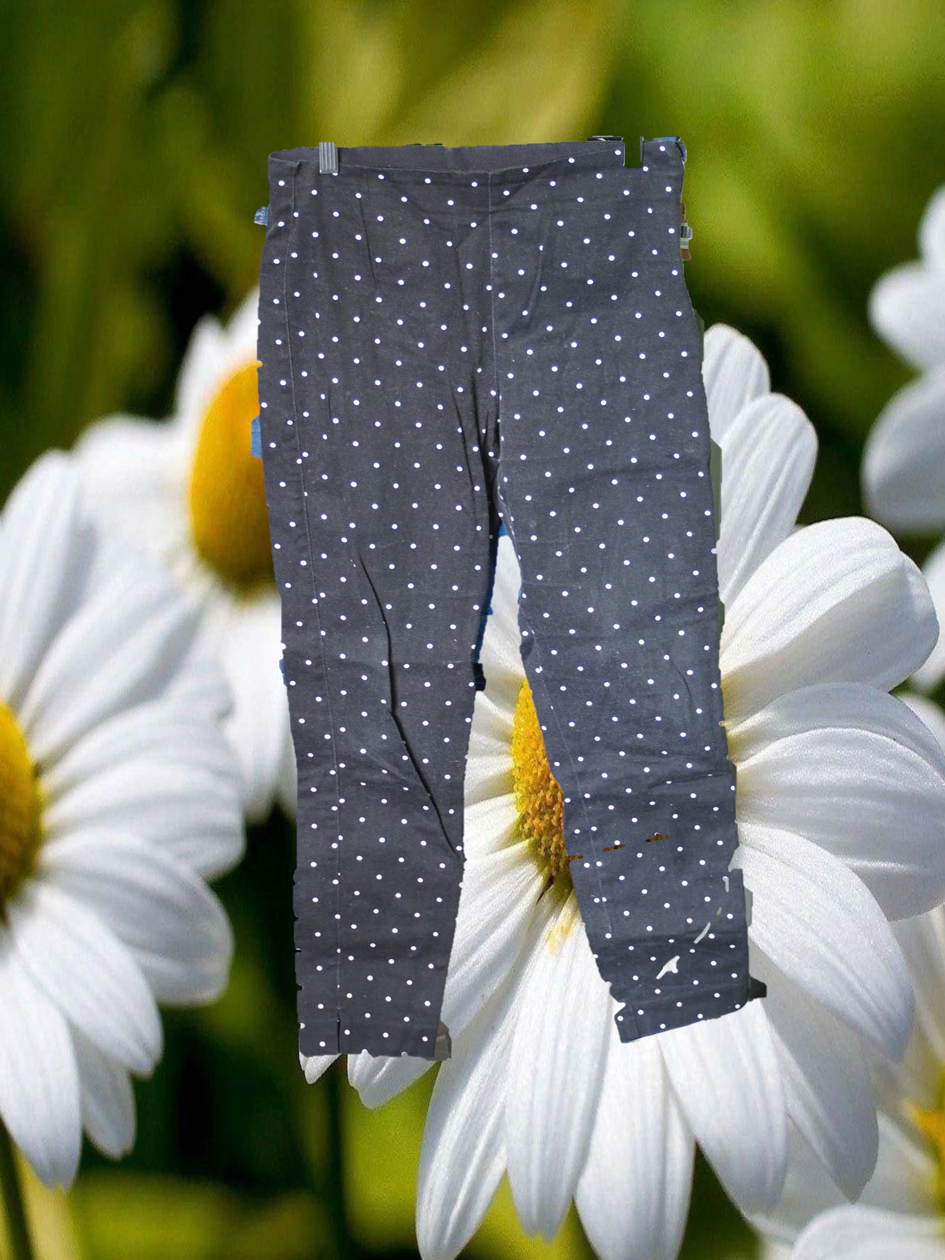 PANTALÓN MUJER LEGGING NEGRO CON LUNARES BLANCOS