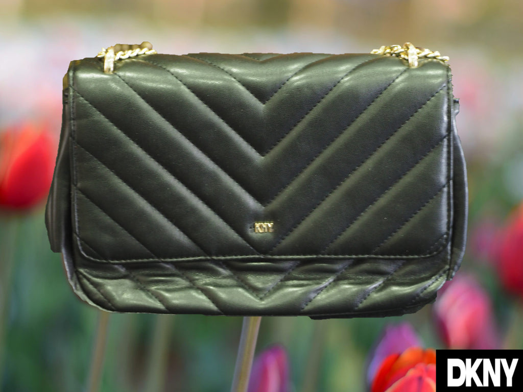 BOLSO NEGRO ( TARA - FALTA LOGO ) DKNY
