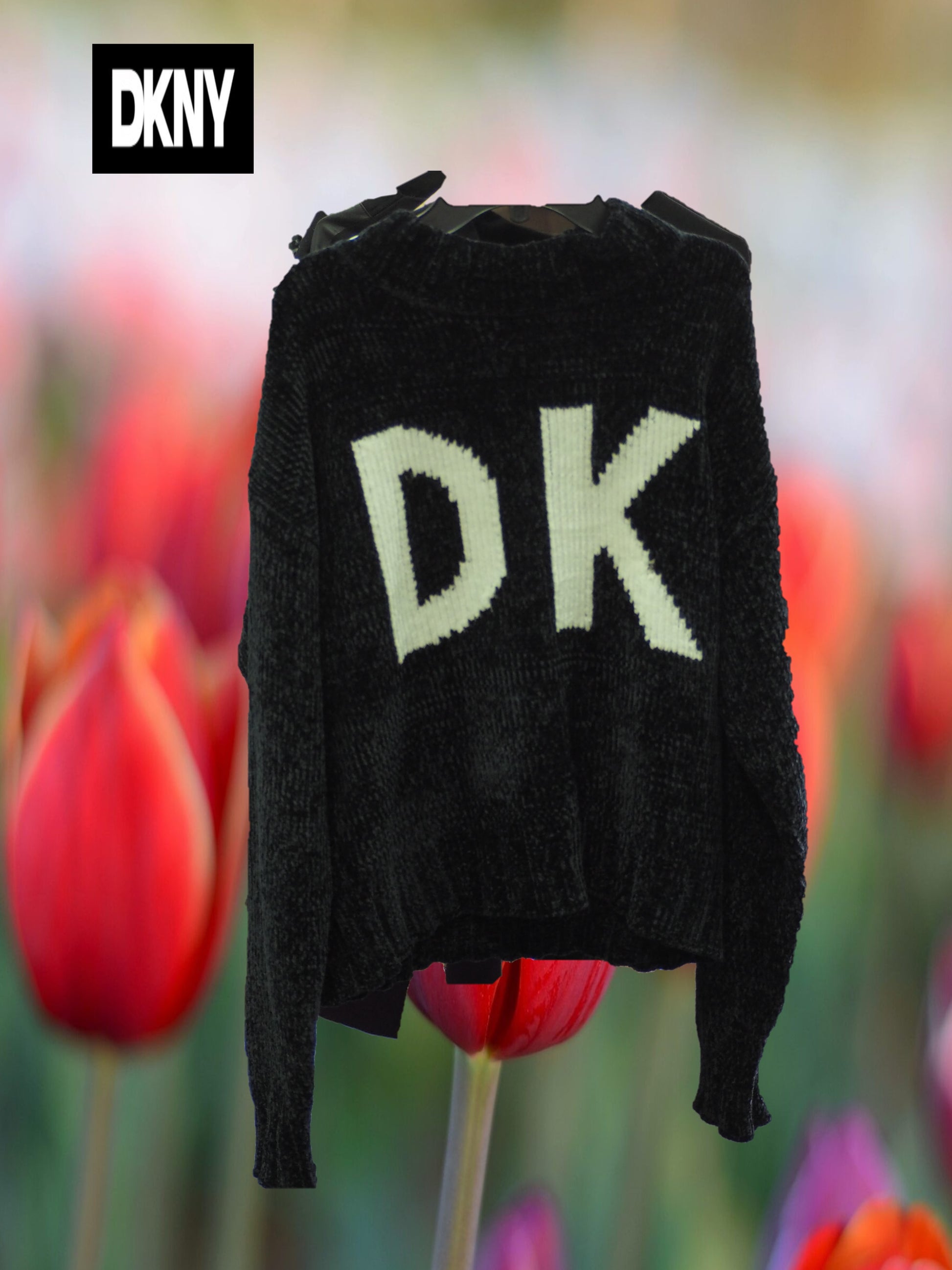 JERSEY NEGRO CON SERIGRAFÍA DKNY