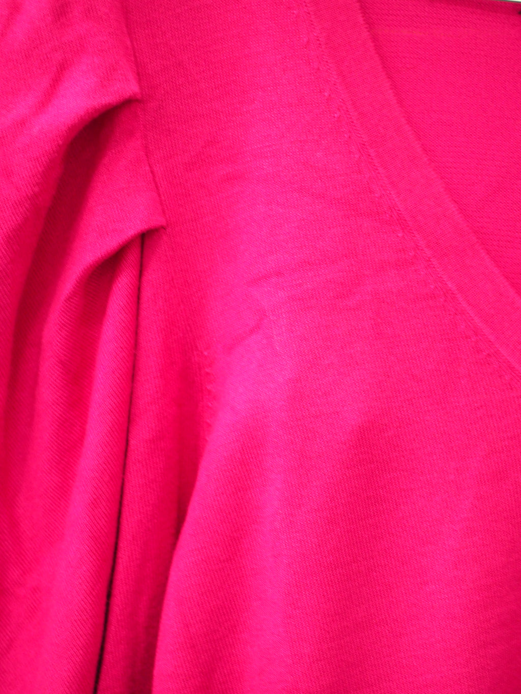 JERSEY FUCSIA CUELLO PICO MANGA ABULLONADA DKNY