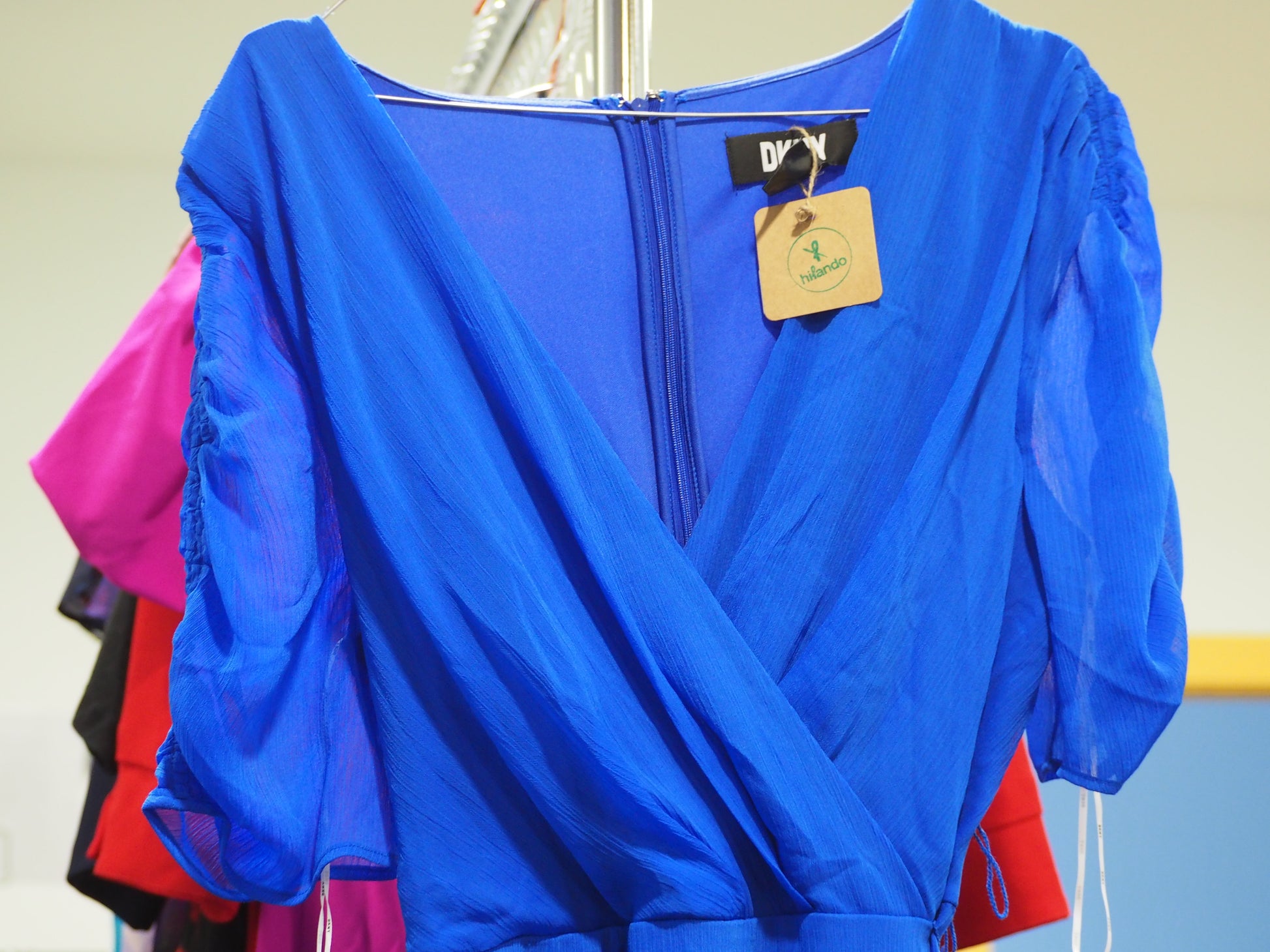 VESTIDO AZUL MIDI DE GASA MANGA CORTA  DKNY&nbsp;