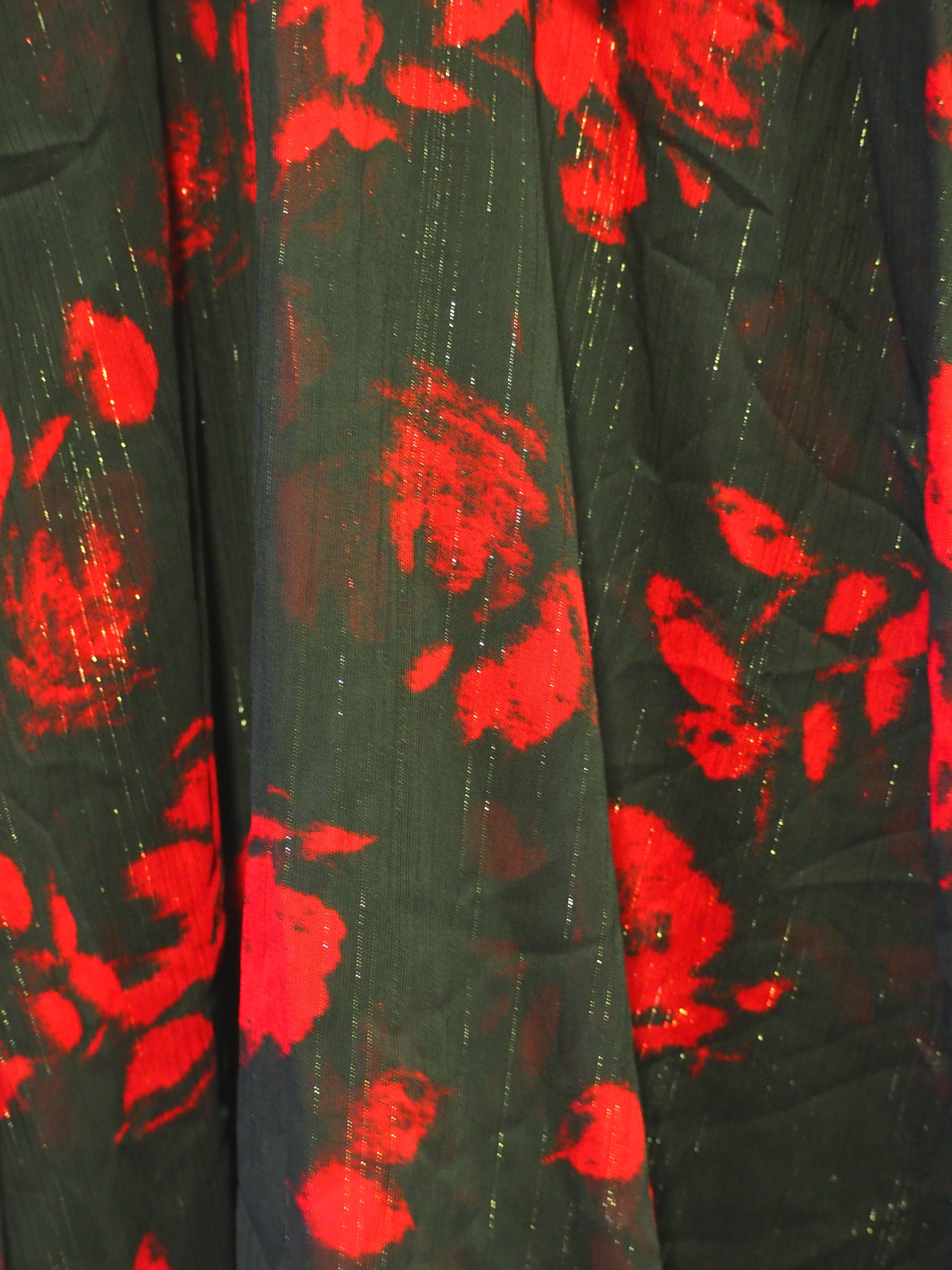 VESTIDO MIDI NEGRO Y ROJO MANGA LARGA DKNY