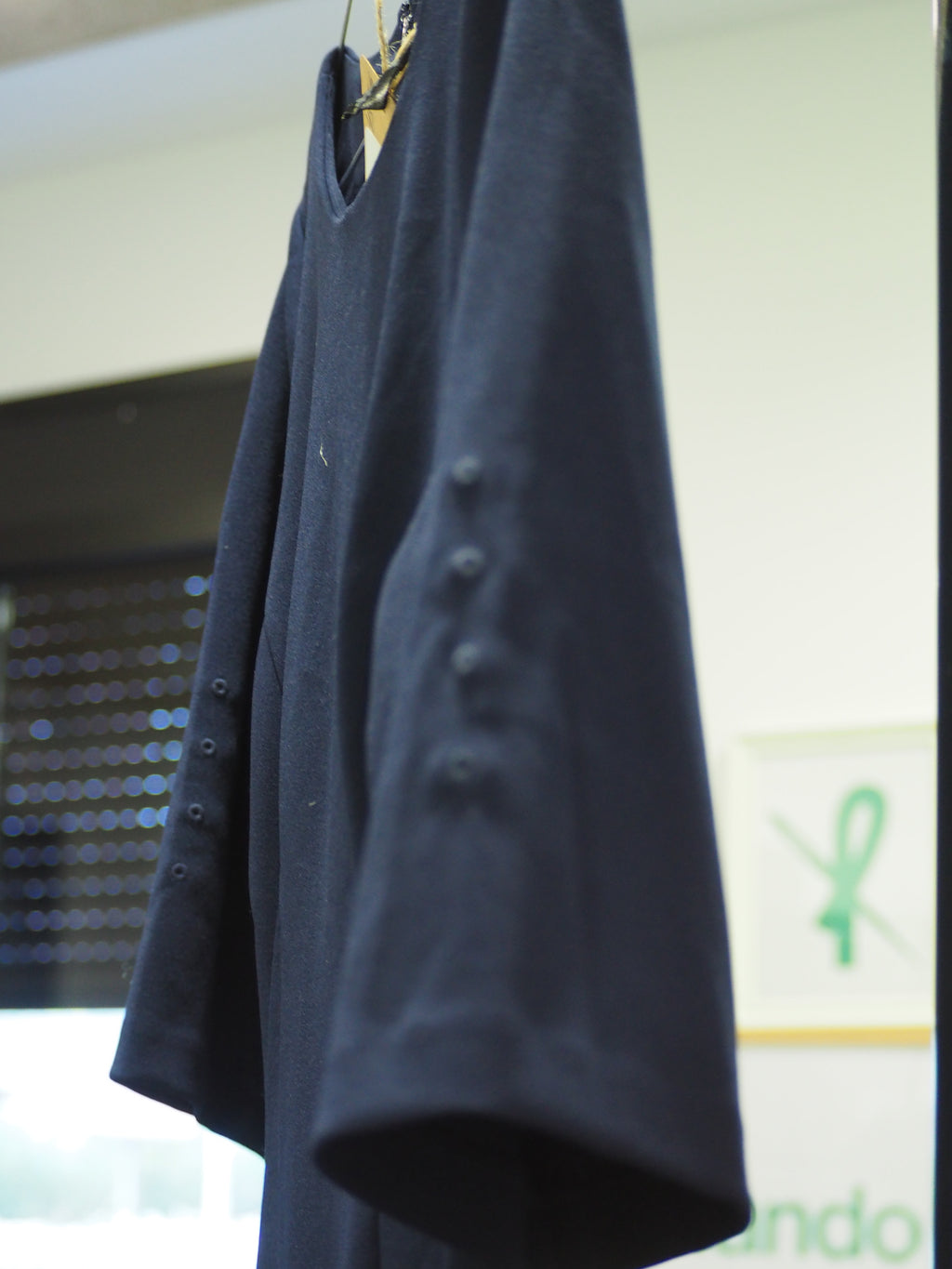 VESTIDO MIDI AZUL MARINO MANGA FRANCESA DKNY