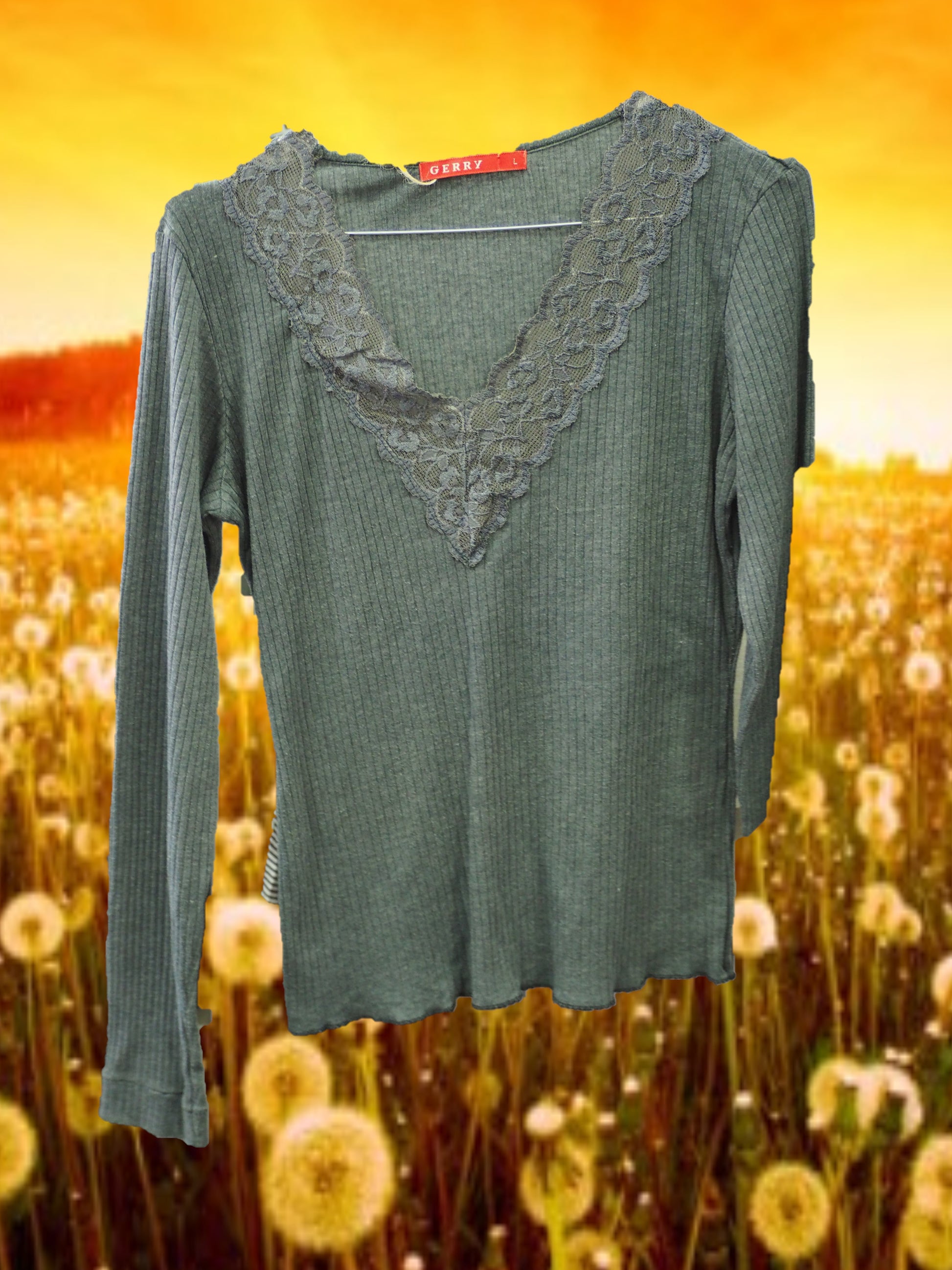JERSEY GRIS MUJER CON DETALLE DE ENCAJES
