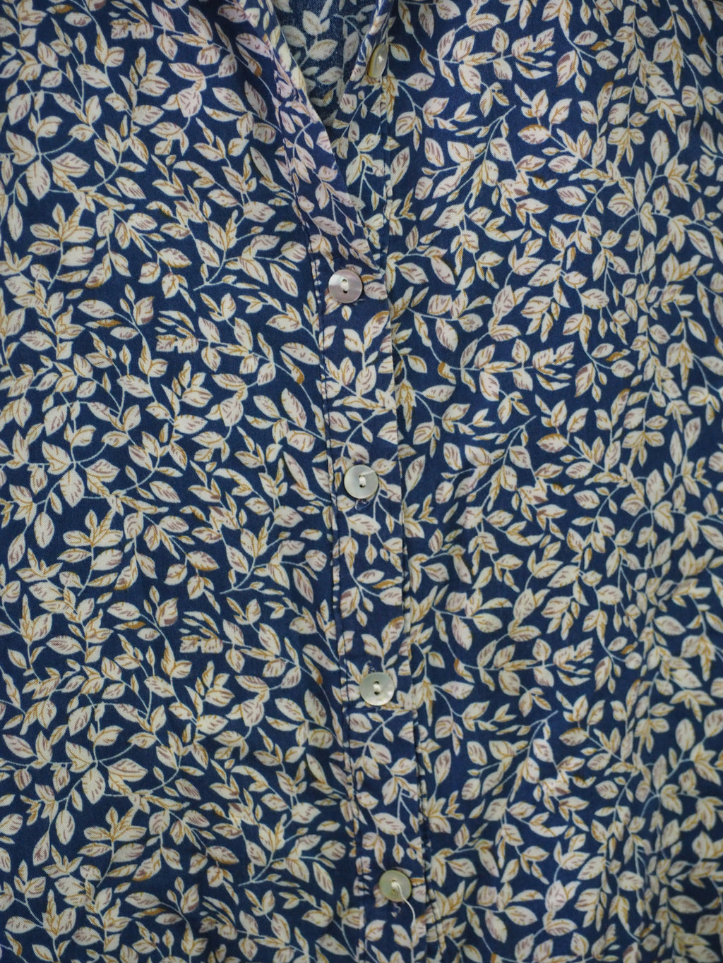 CAMISA MUJER AZUL MANGA LARGA CON FLORES