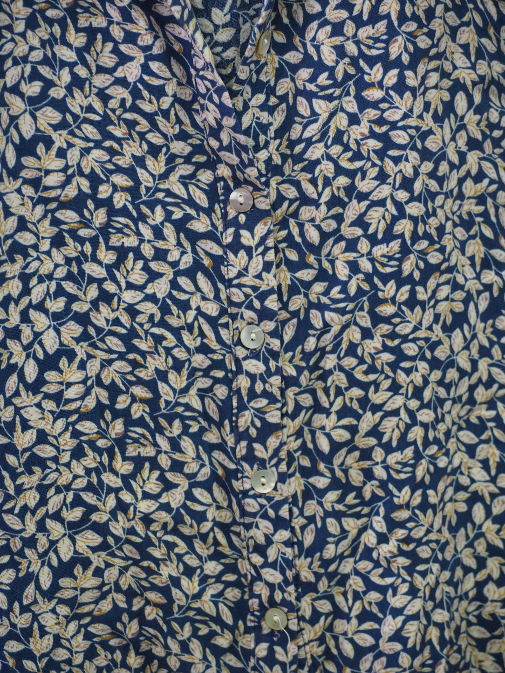 CAMISA MUJER AZUL MANGA LARGA CON FLORES