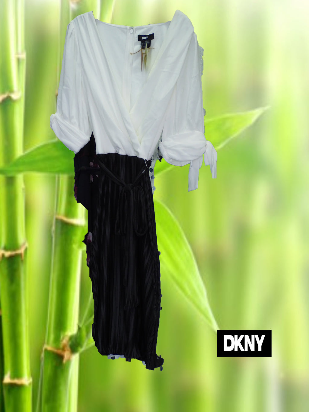 VESTIDO CON MANGA FRANCESA BLANCO Y CON FALDA NEGRA PLISADA ( TARA COSTURA DEFECTUOSA EN FALDA - PARTE TRASERA - ) DKNY