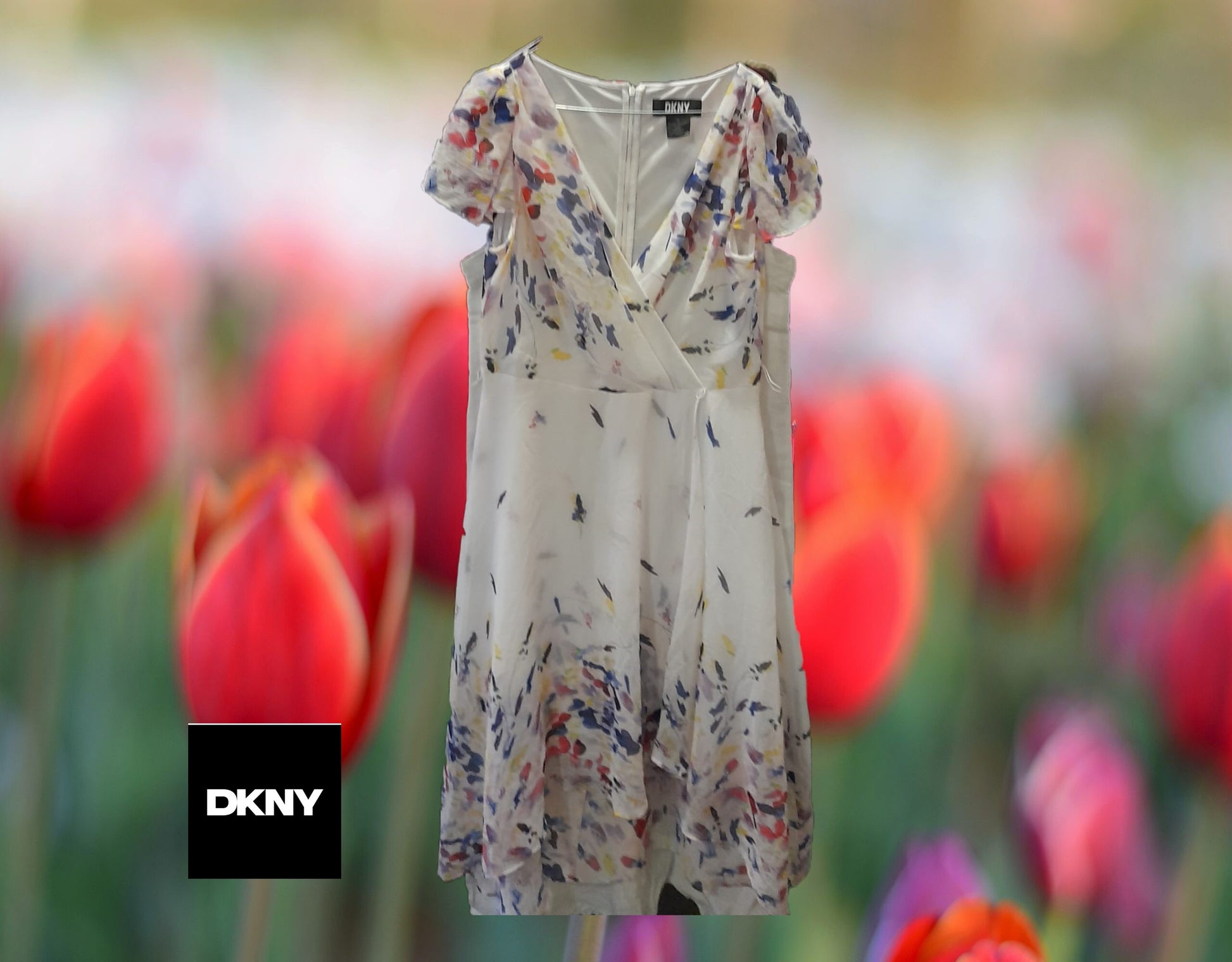 VESTIDO BLANCO LARGO GASA CON ESTAMPADO MULTICOLOR Y MANGA CORTA DKNY