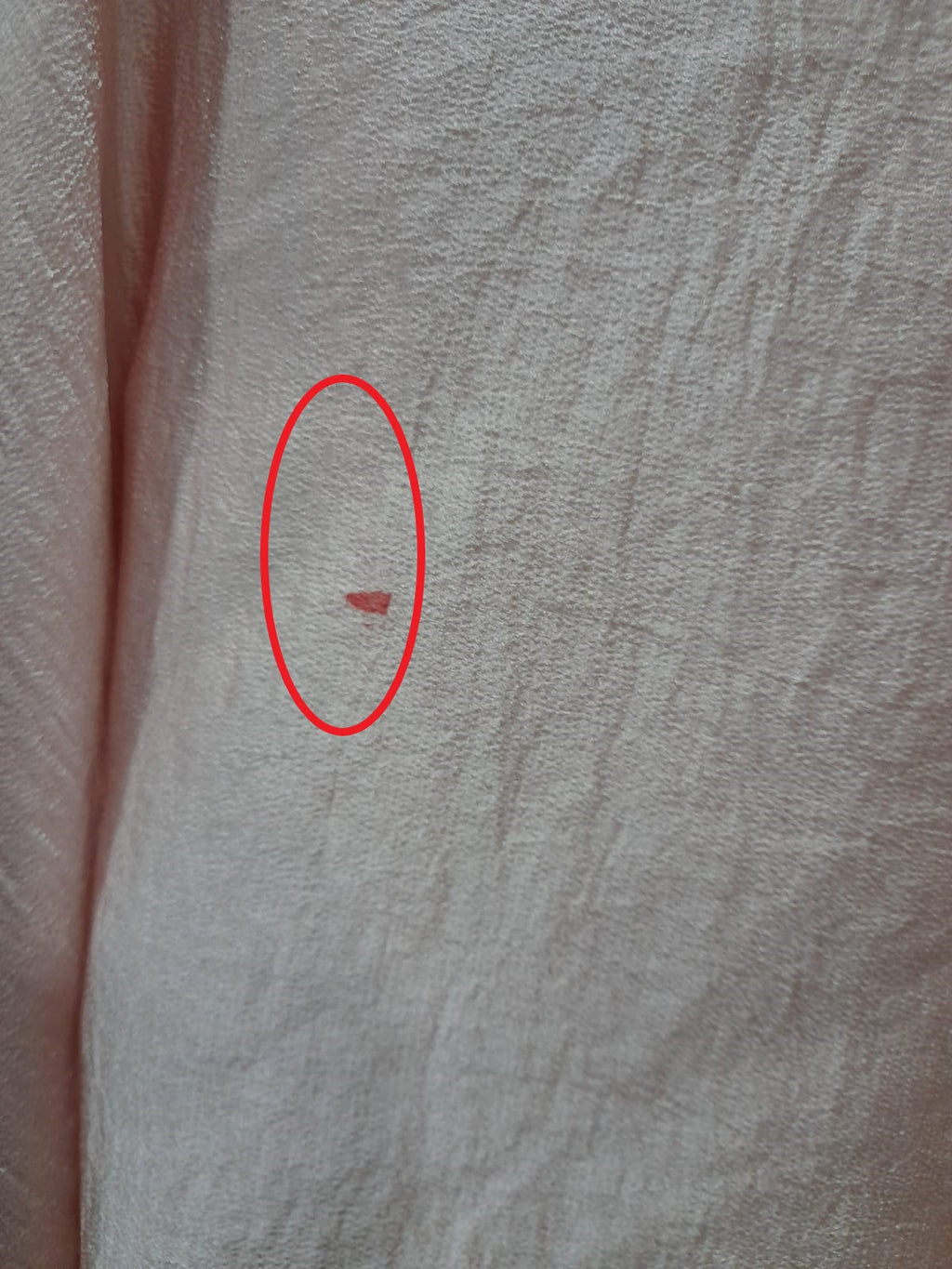 CAMISA MUJER ROSA DE RASO CON MANGA MURCIÉLAGO ( TARA PEQUEÑA MANCHA PARTE DELANTERA )