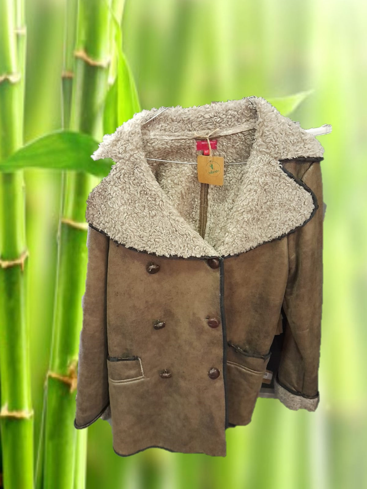 ABRIGO DE PIEL Y BORREGUILLO GRIS