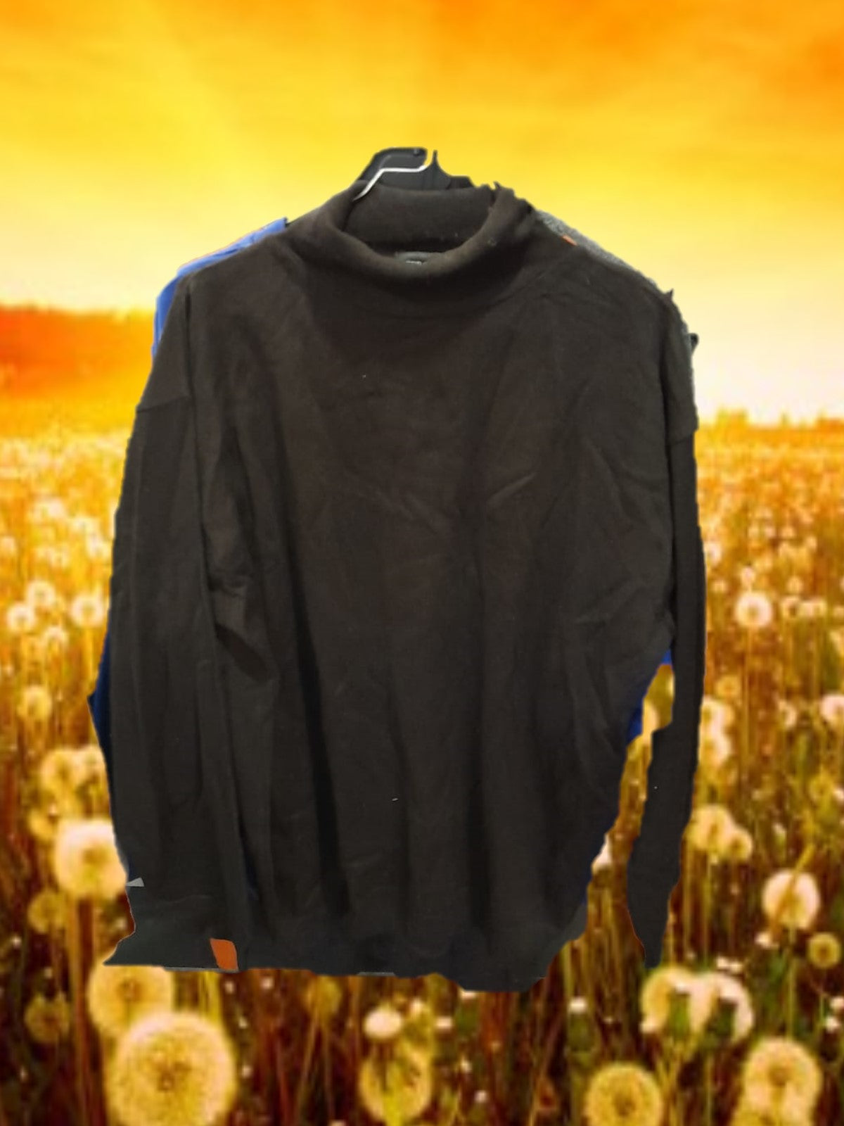 JERSEY NEGRO CUELLO VUELTO ENTALLADO