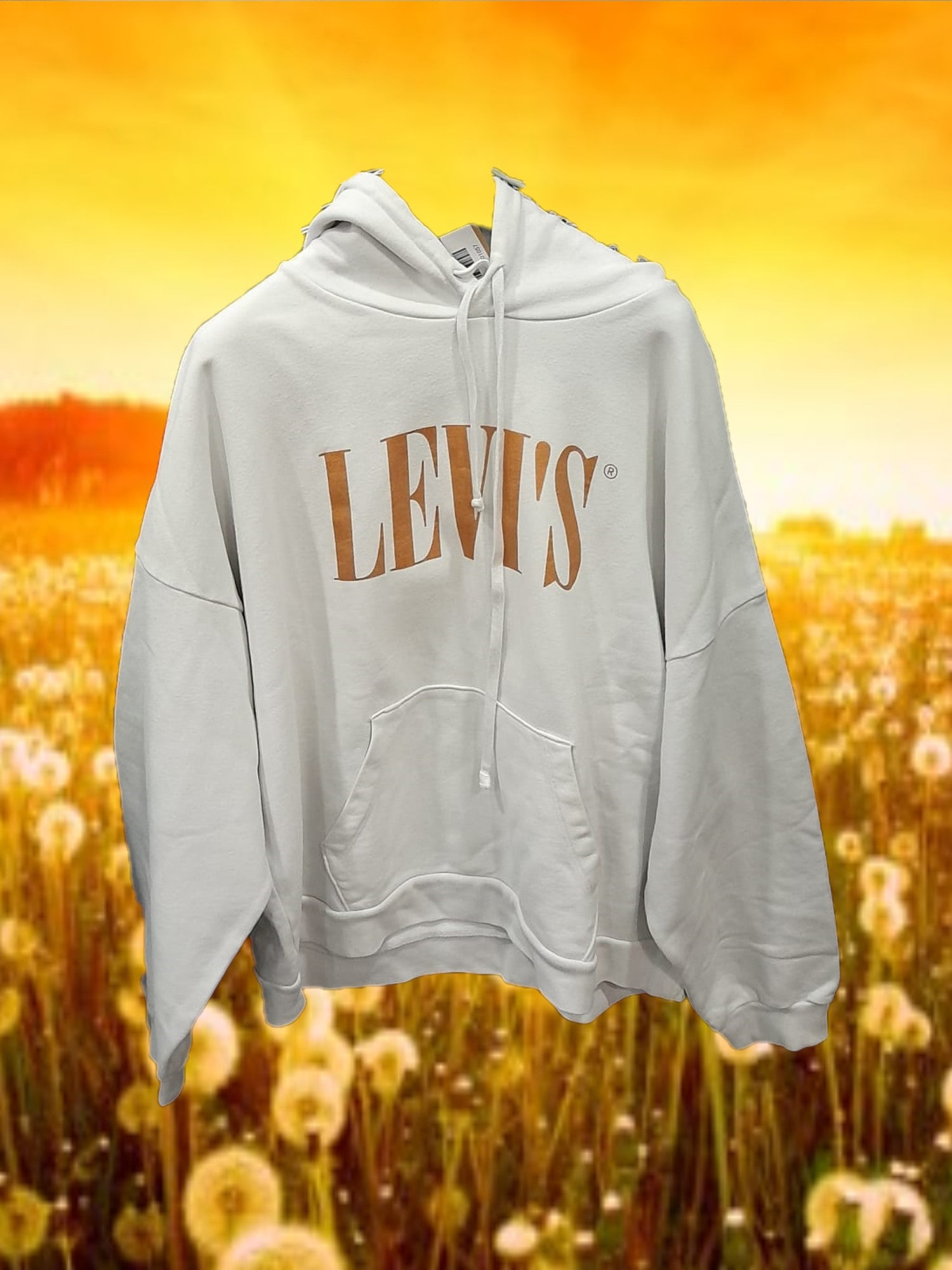 SUDADERA BLANCA CON CAPUCHA Y LOGO DE LEVIS EN DORADO