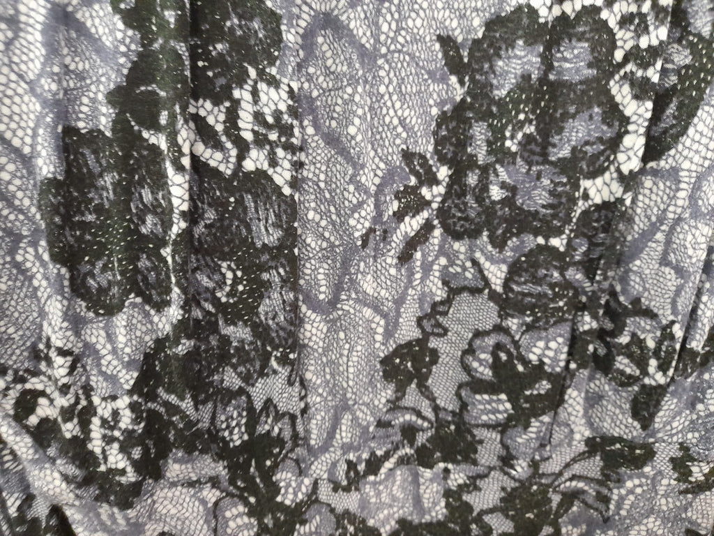 VESTIDO MANGA LARGA MIDI GRIS CON ESTAMPADO FLORAL