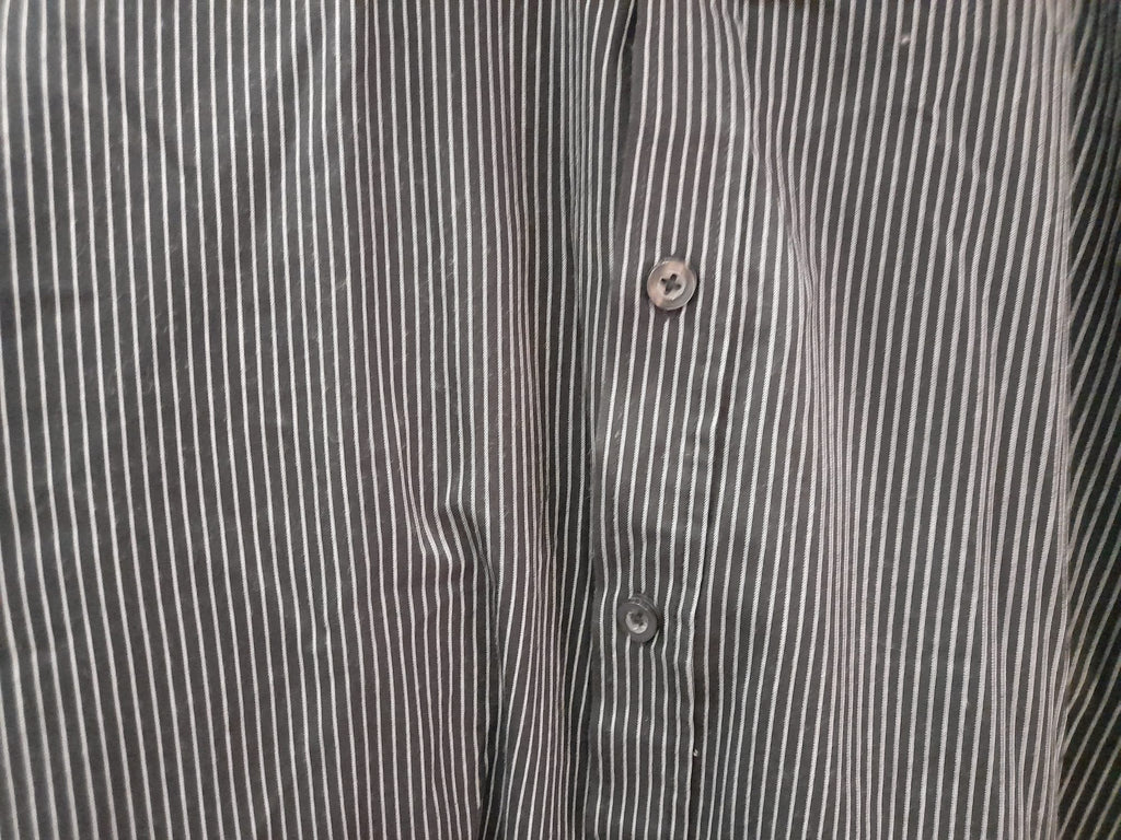 CAMISA HOMBRE MANGA LARGA NEGRA CON RAYAS BLANCAS