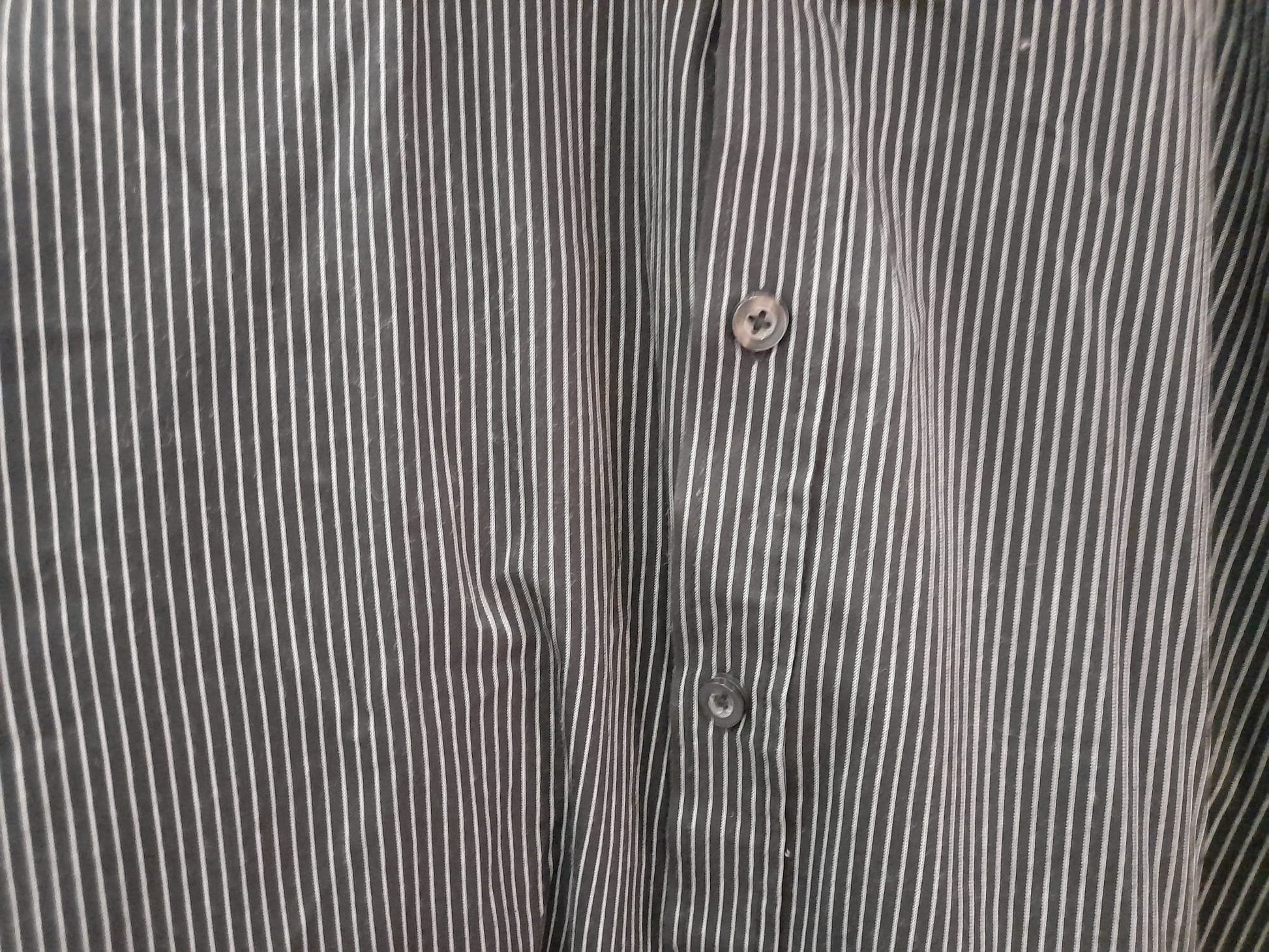 CAMISA HOMBRE MANGA LARGA NEGRA CON RAYAS BLANCAS
