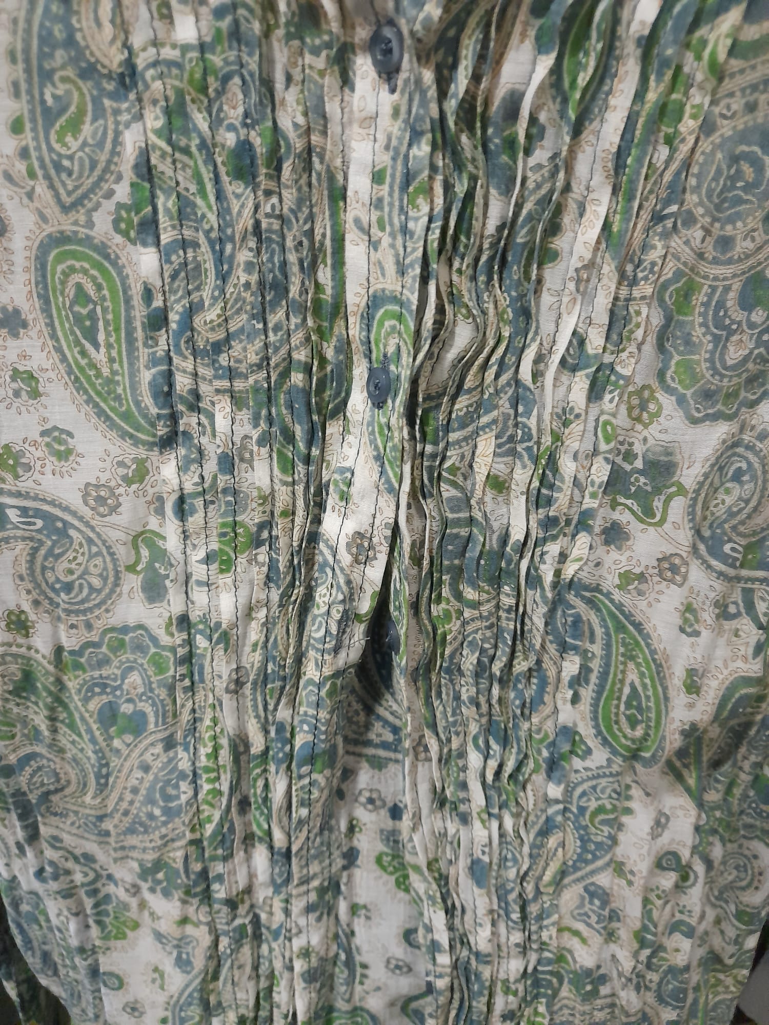 BLUSA VERDE MANGA LARGA CON ESTAMPADO