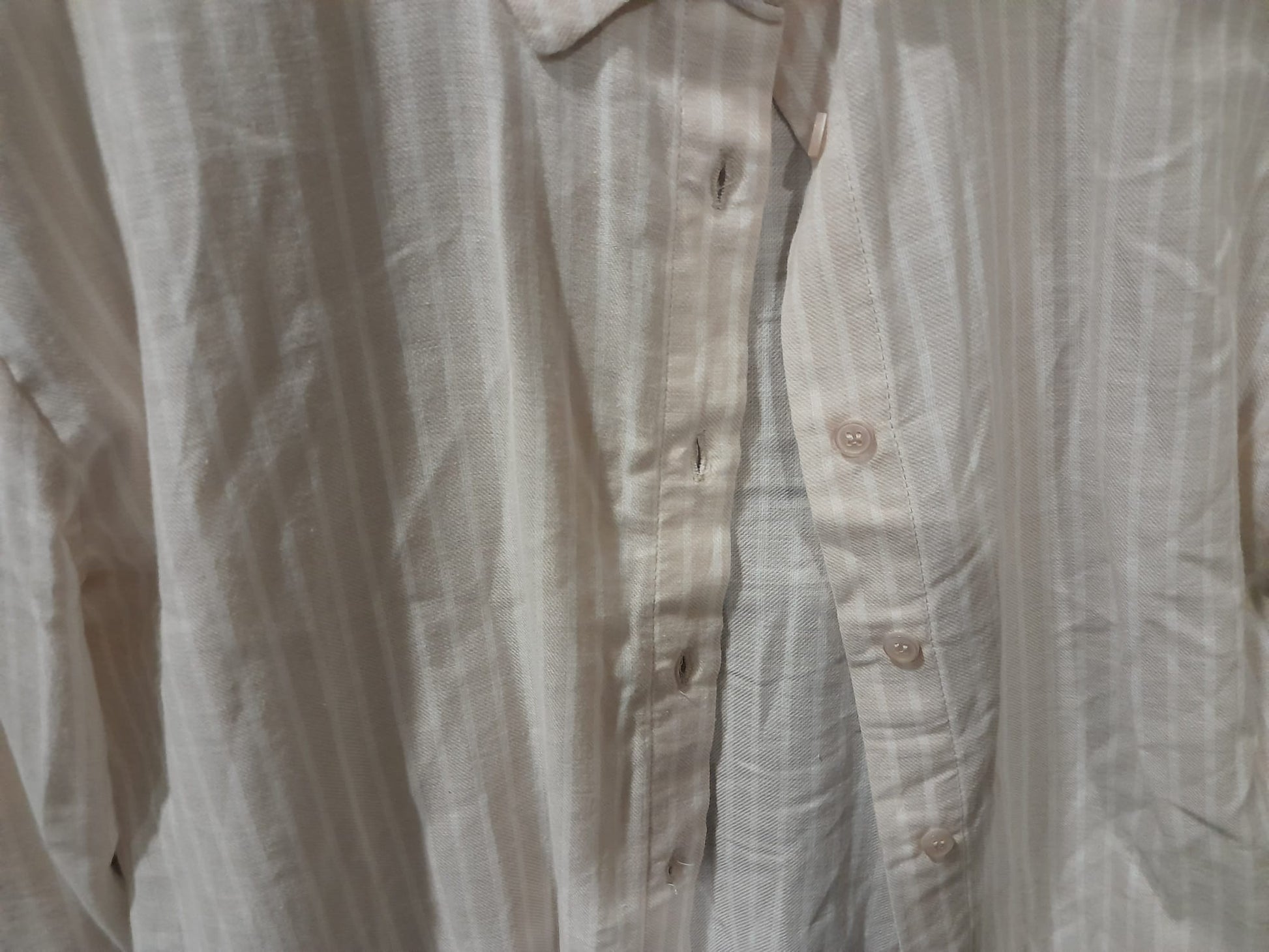 CAMISA MUJER MANGA LARGA BEIGE CON RAYAS BLANCAS