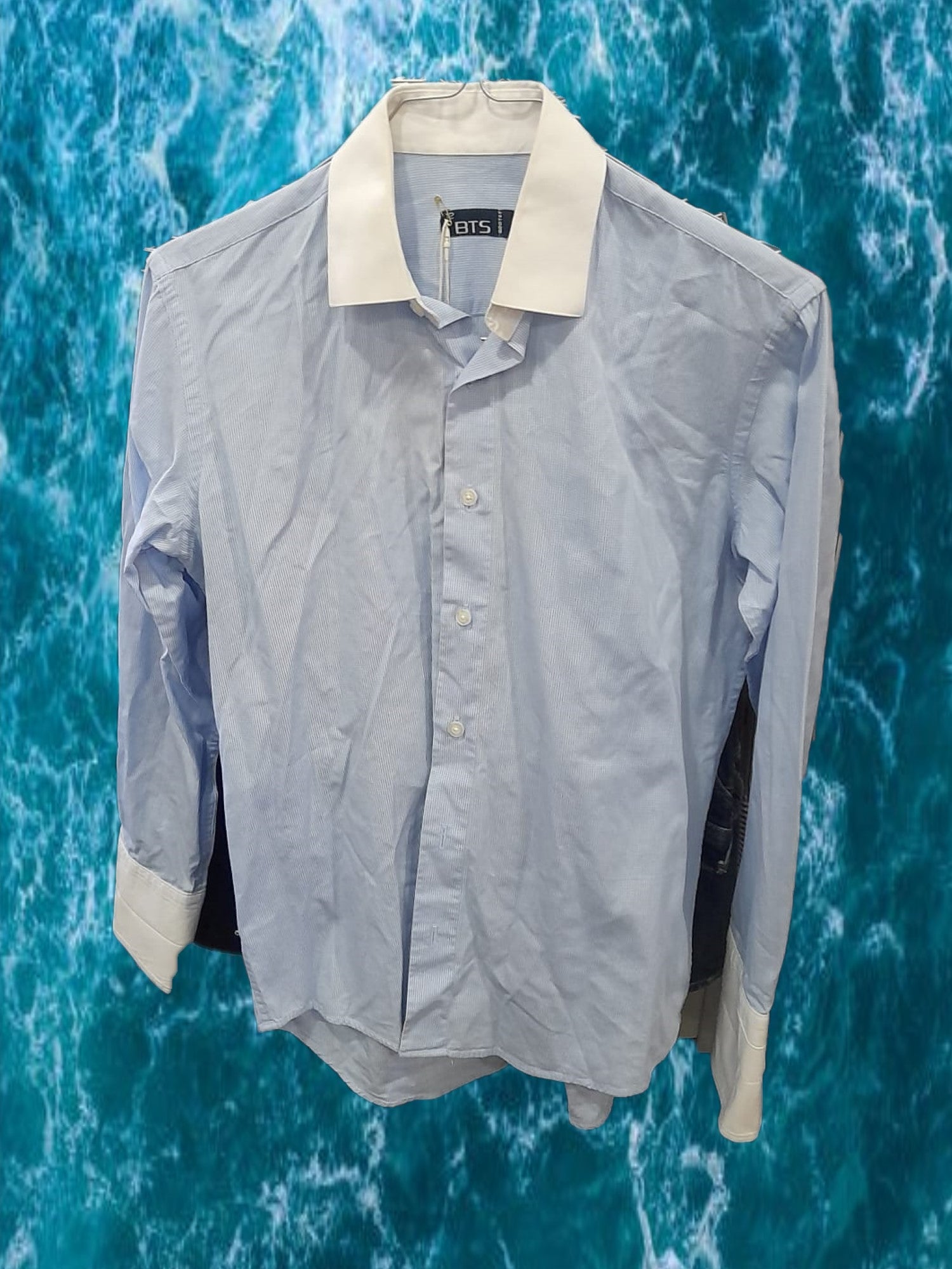 CAMISA NIÑO MANGA LARGA AZUL CON PUÑOS Y CUELLO BLANCOS