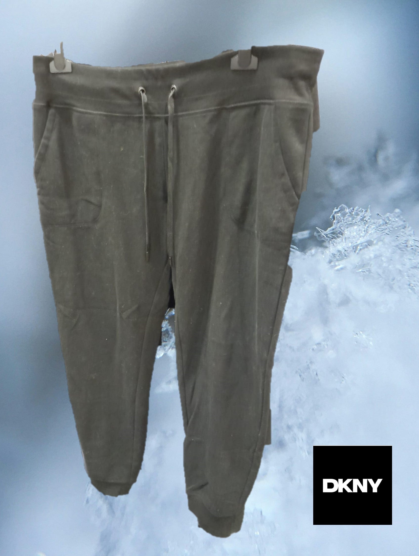 PANTALÓN NEGRO CHANDAL DKNY