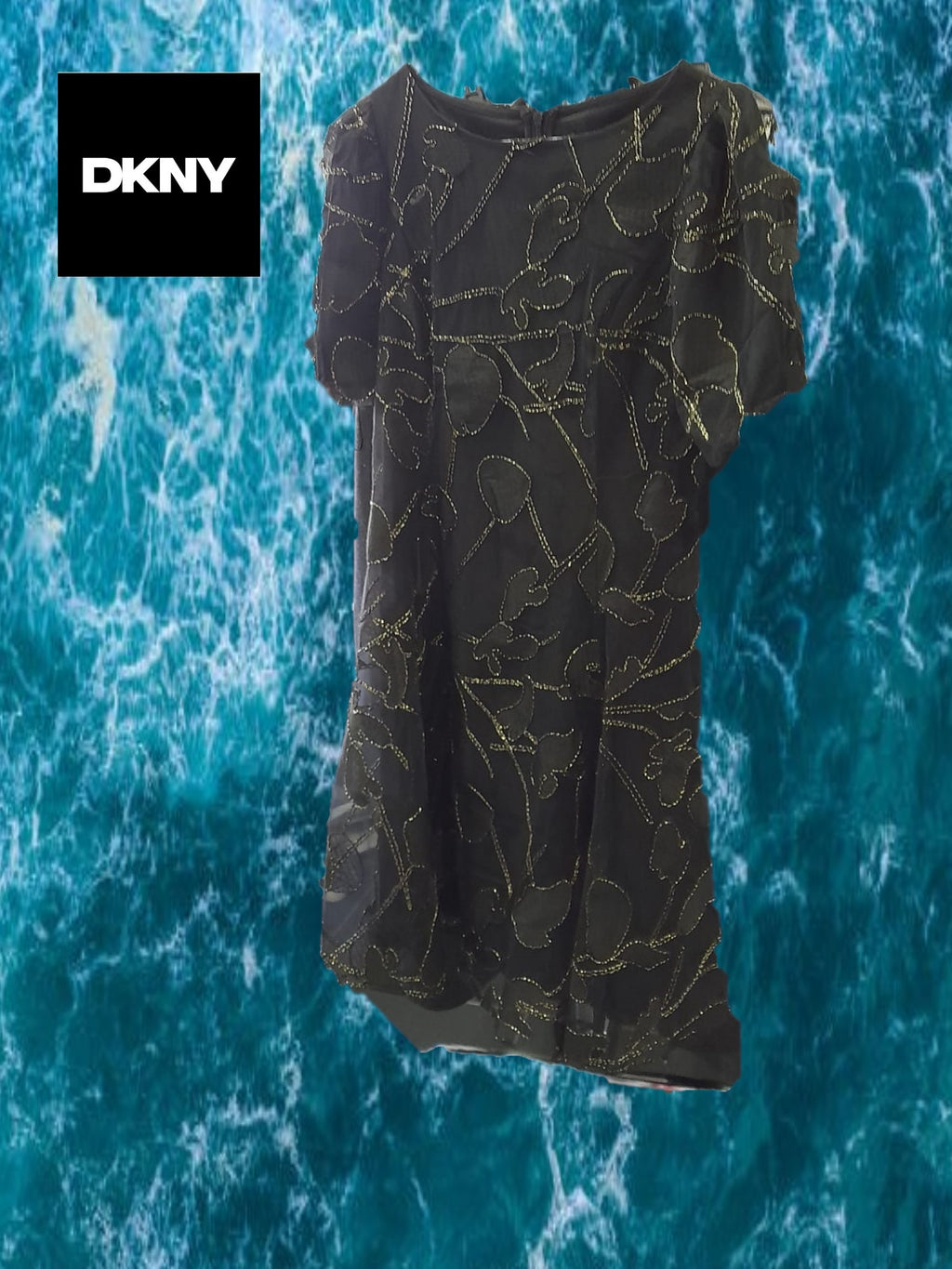 VESTIDO NEGRO MIDI CON BORDADOS DORADOS DKNY ( TARA DESCOSIDOS BORDADOS CUELLO )