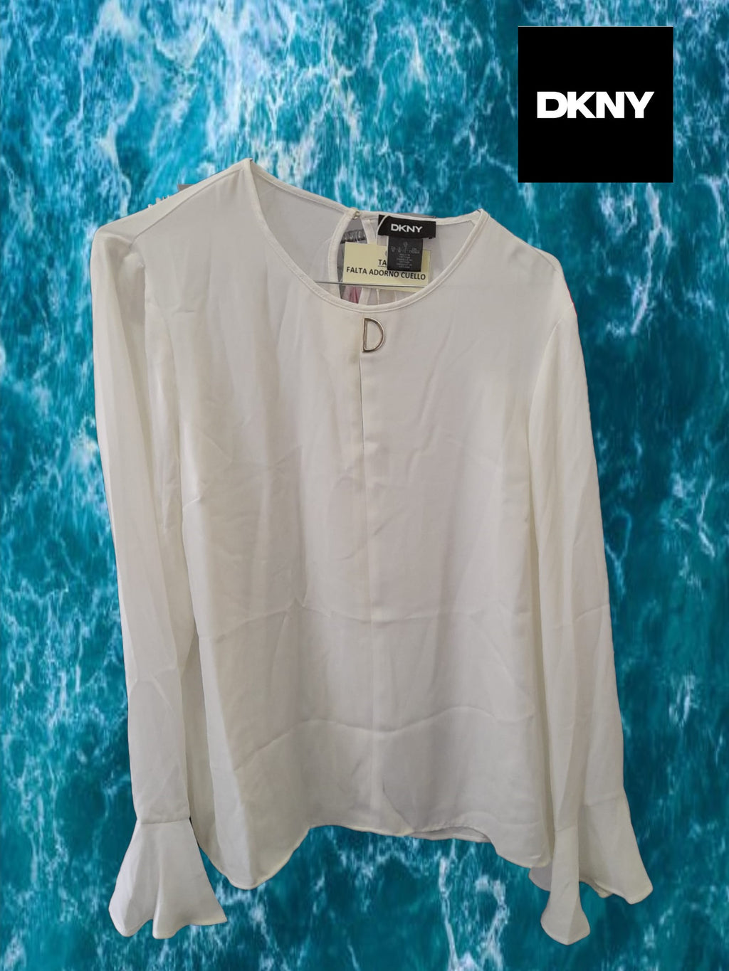 BLUSA BLANCA MANGA LARGA DKNY ( TARA FALTA ADORNO CUELLO )
