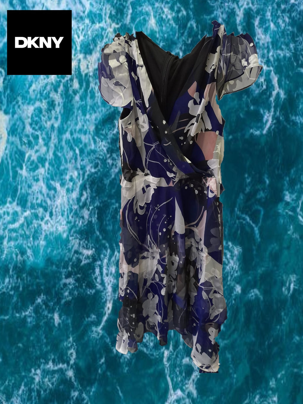 VESTIDO LARGO DE GASA AZUL MARINO CON ESTAMPADO EN PLATA Y MANGA CORTA DKNY ( TARA ROTA HEBILLA DE CINTURÓN )