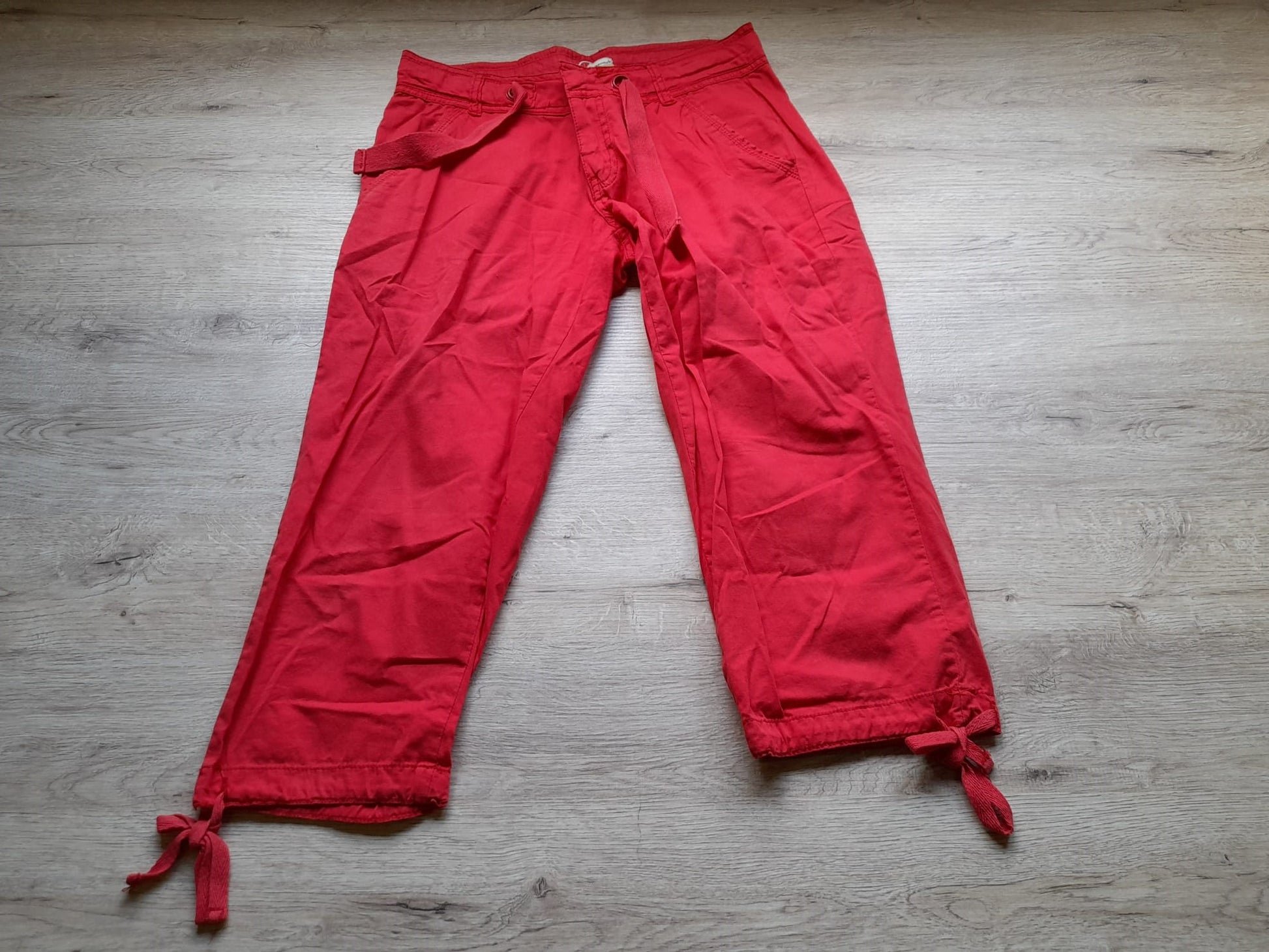 PANTALÓN ROJO PIRATA SEÑORA