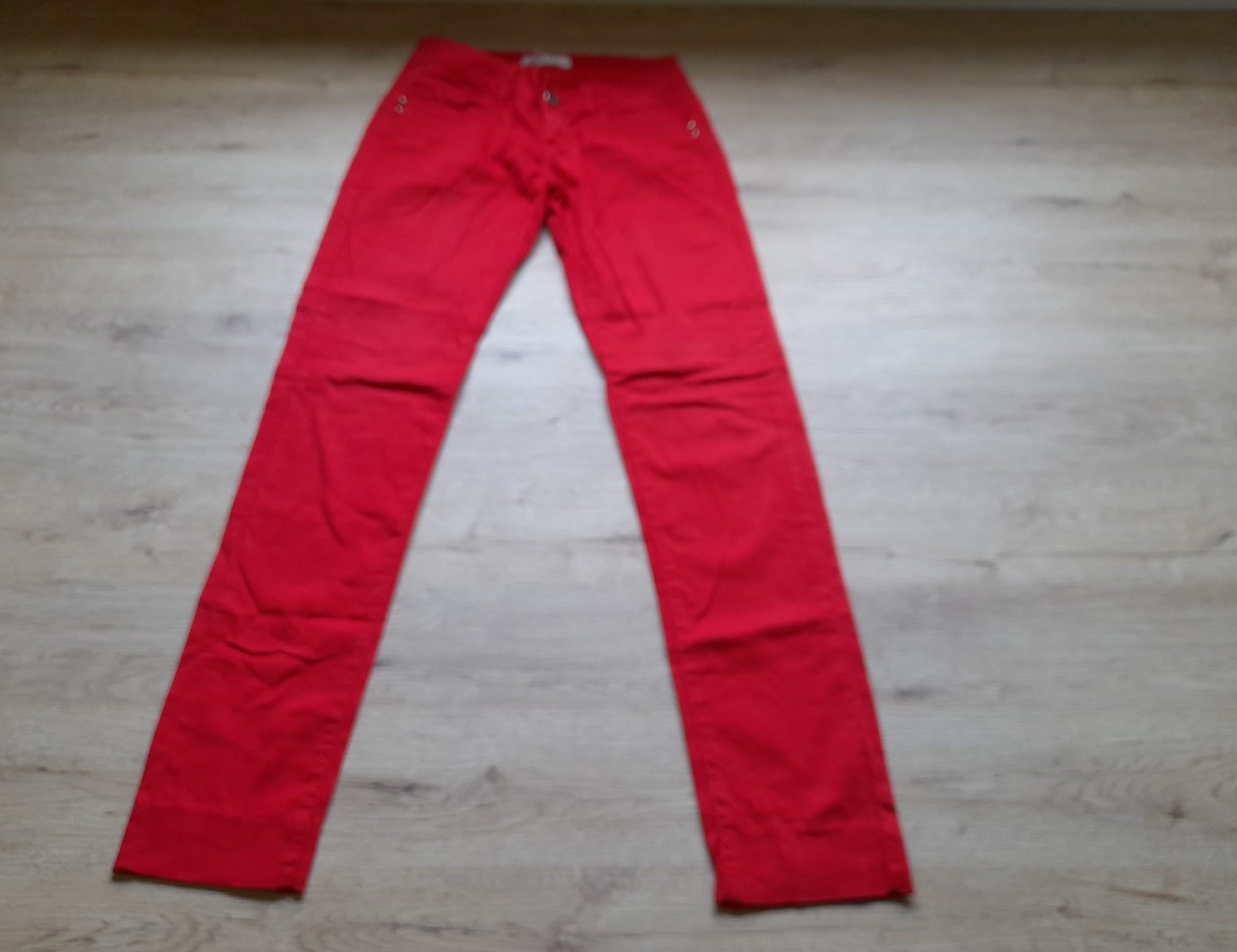 PANTALÓN ROJO PITILLO SEÑORA