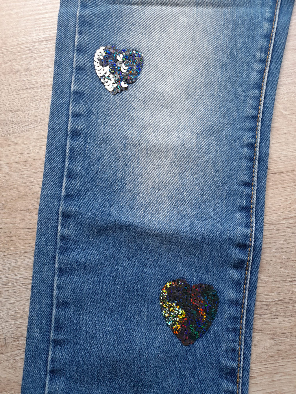 PANTALON VAQUERO SEÑORA CON DETALLES DE LENTEJUELAS
