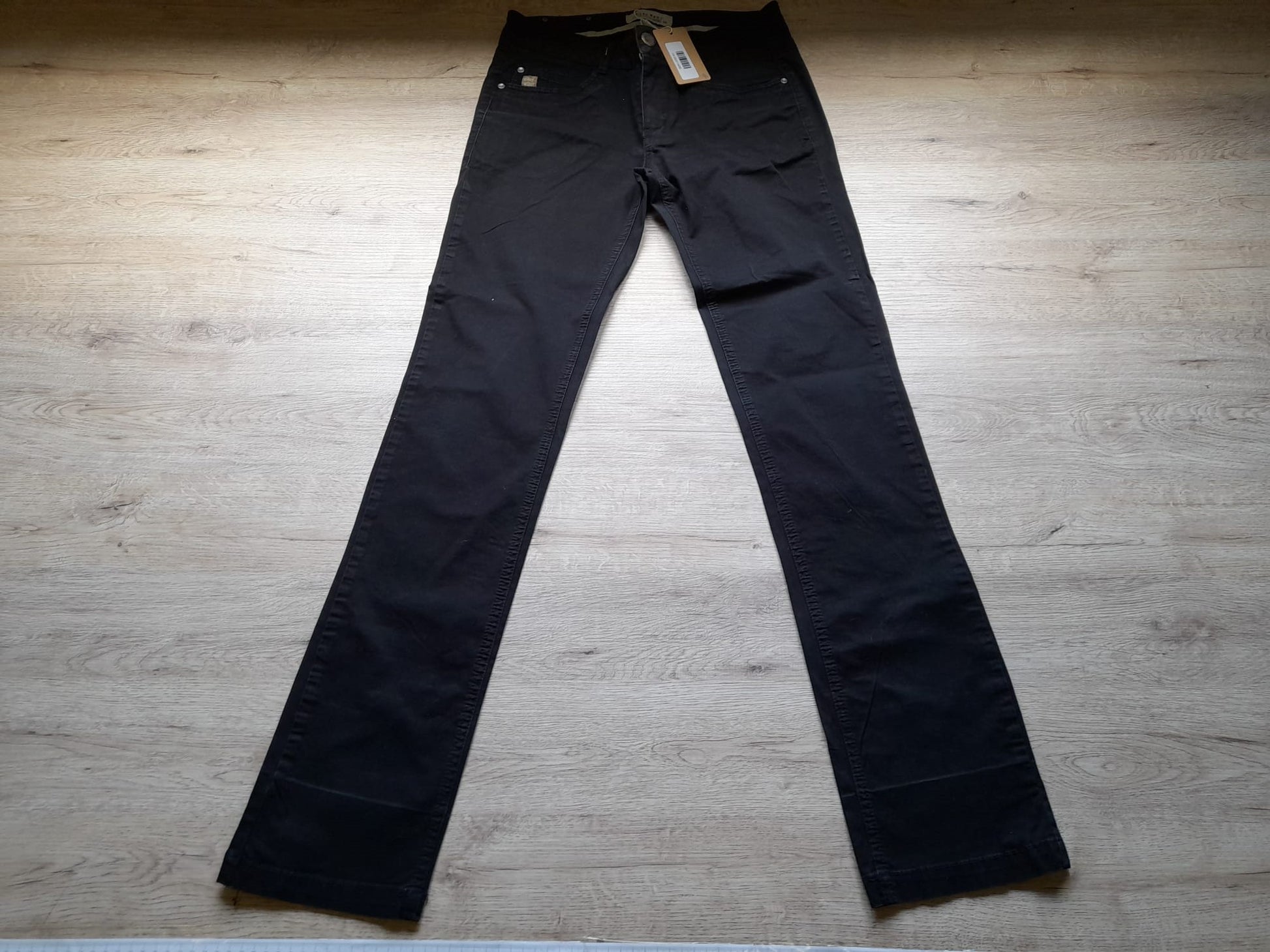 PANTALÓN VAQUERO NEGRO SEÑORA