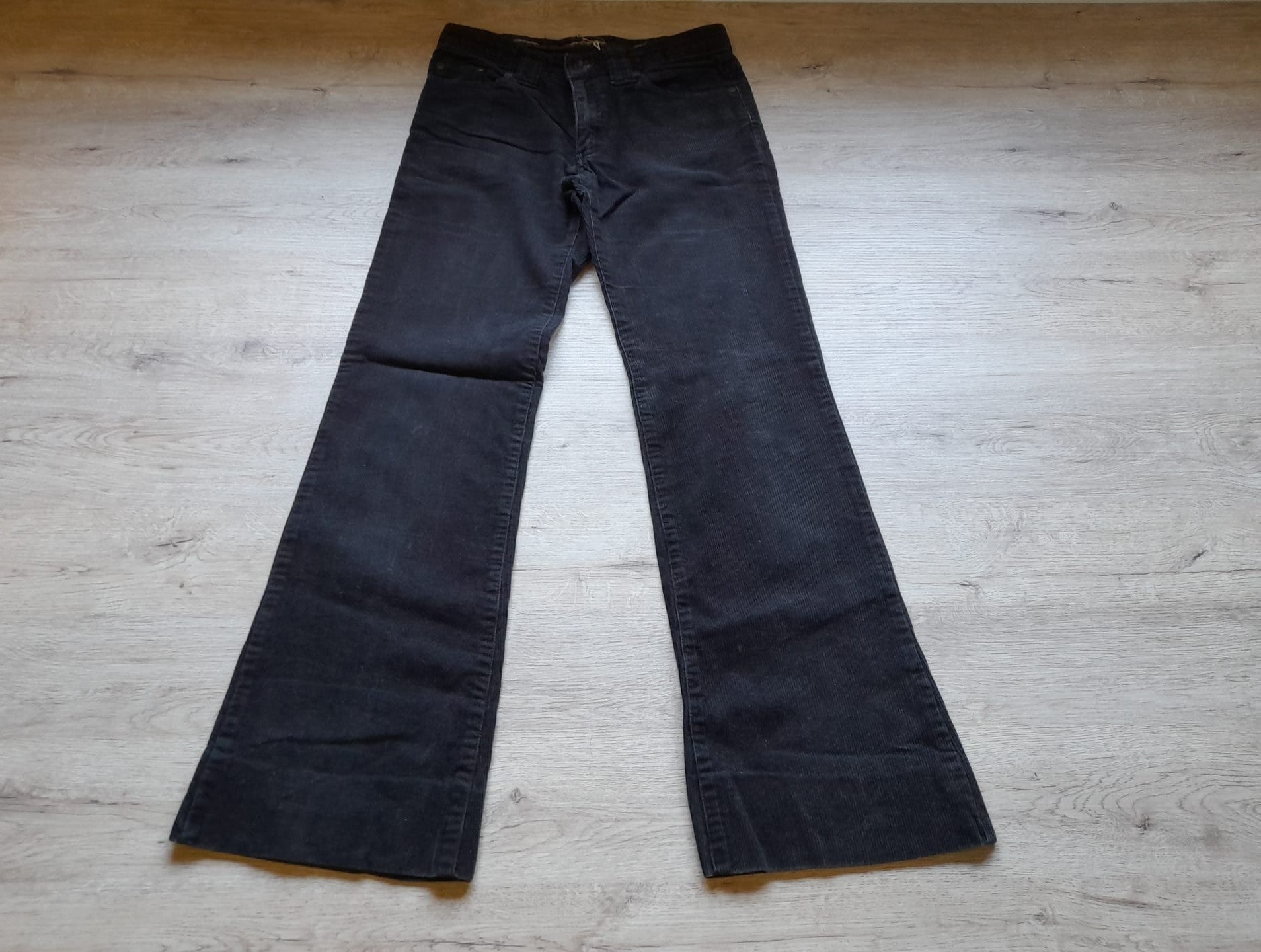 PANTALÓN NEGRO DE PANA SEÑORA