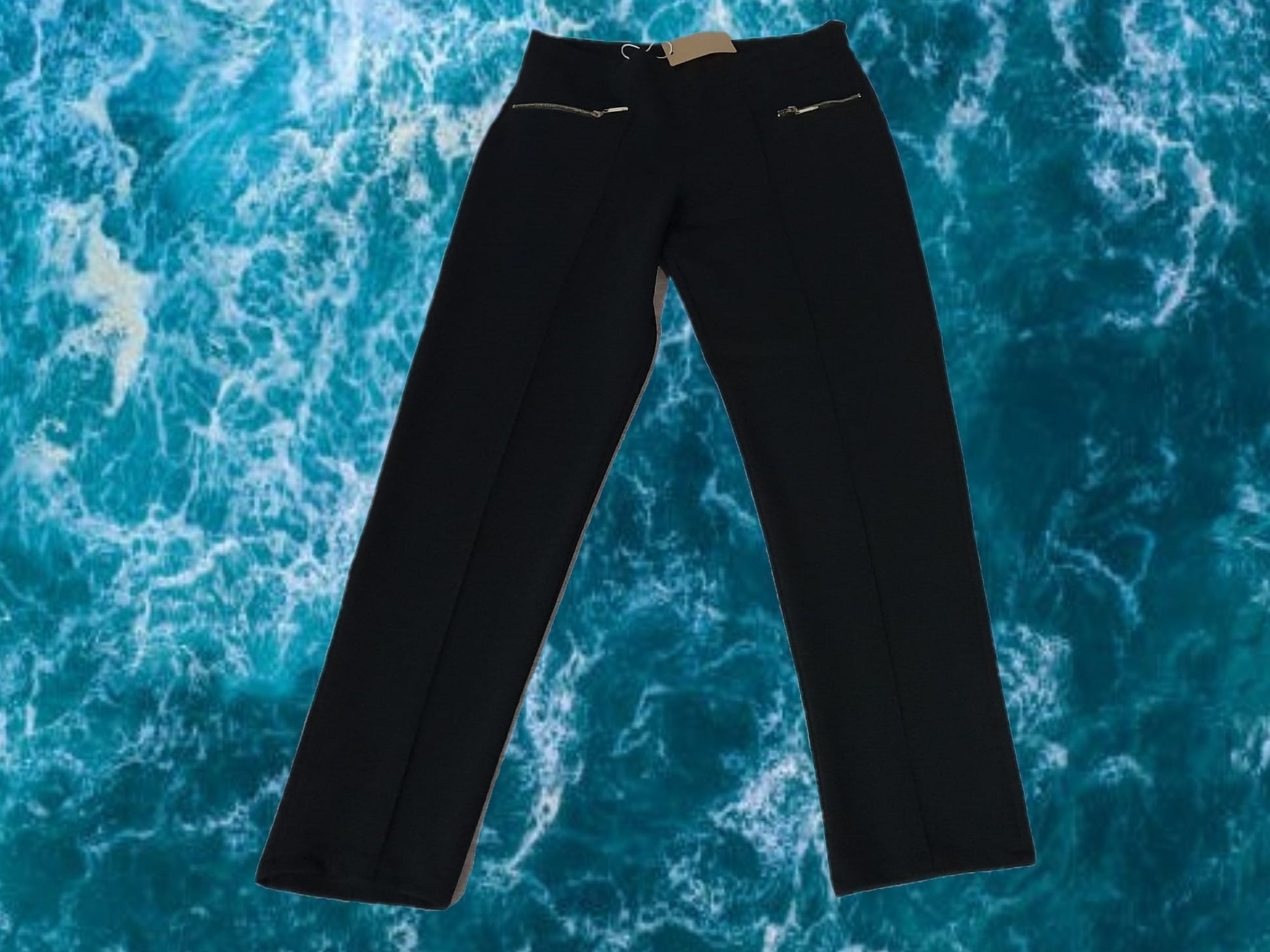 PANTALÓN NEGRO ELÁSTICO POLIÉSTER/VISCOSA CON CREMALLERAS DORADAS