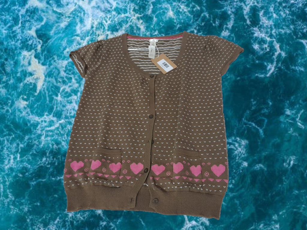 REBECA MARRÓN MANGA CORTA CON ESTAMPADO CORAZONES