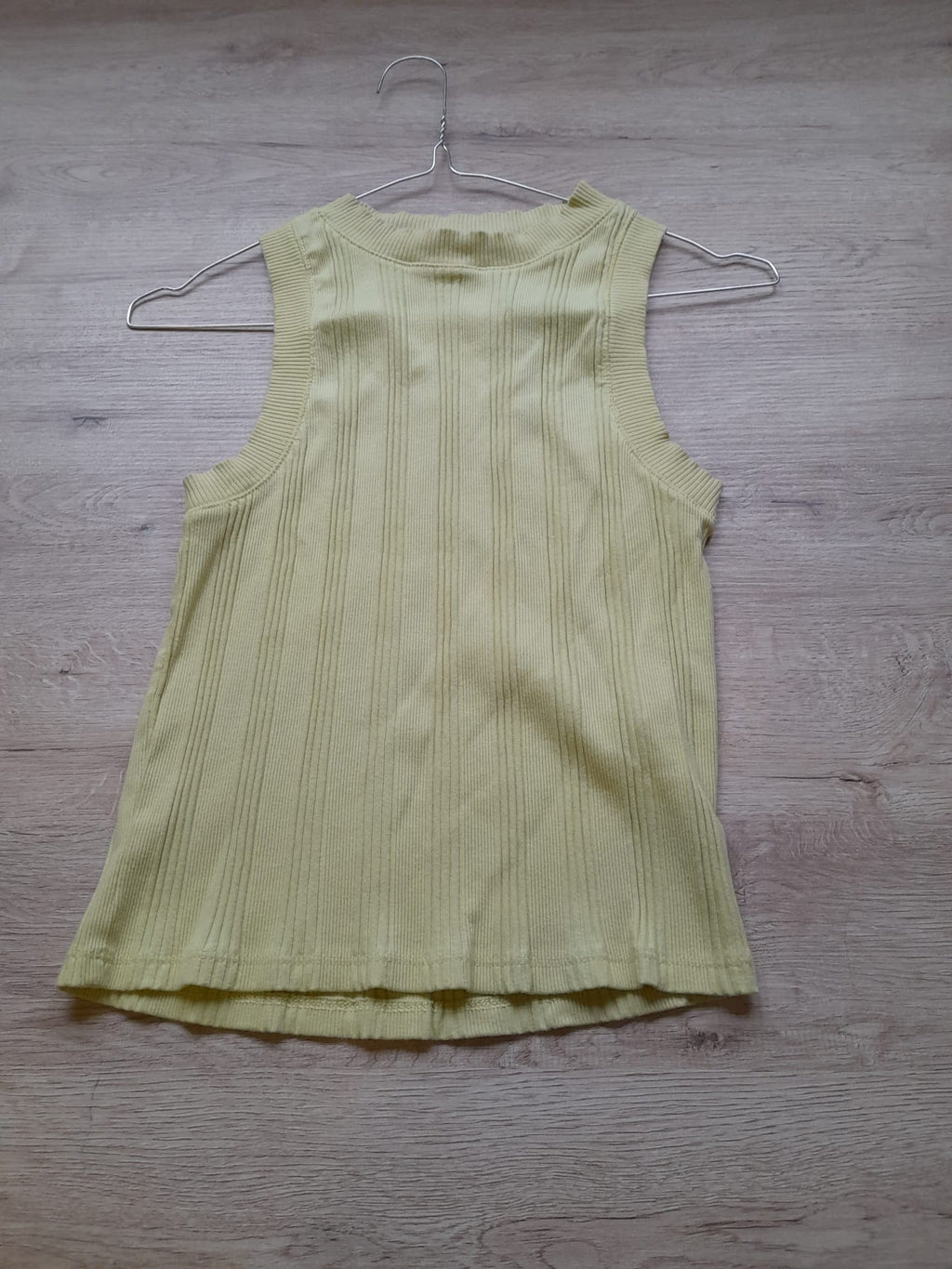 CAMISETA TIRANTES DE CANALÉ LIMA (MANCHAS PARTE TRASERA)