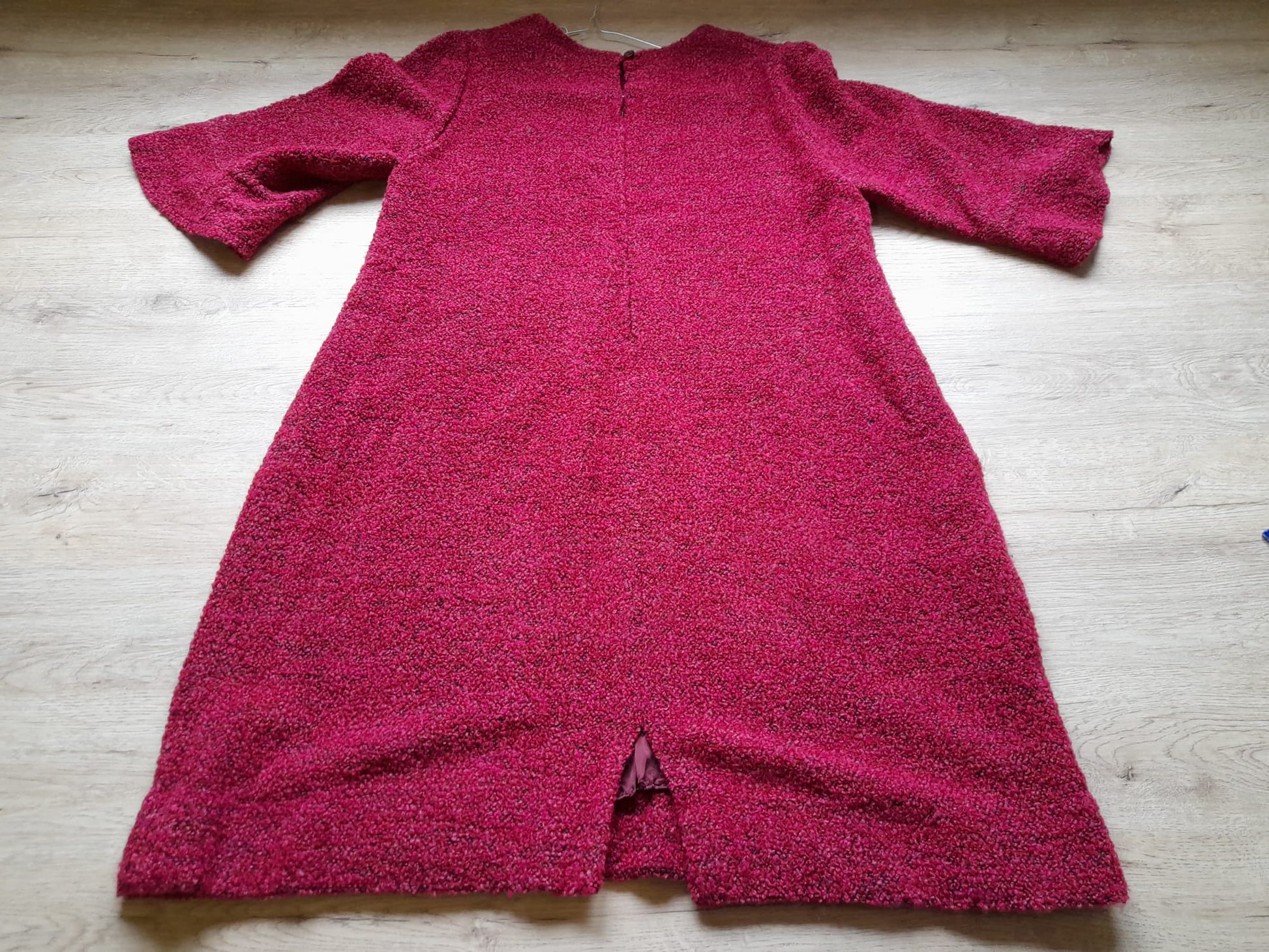 VESTIDO MIDI IMITACIÓN LANA FUCSIA MANGA FRANCESA