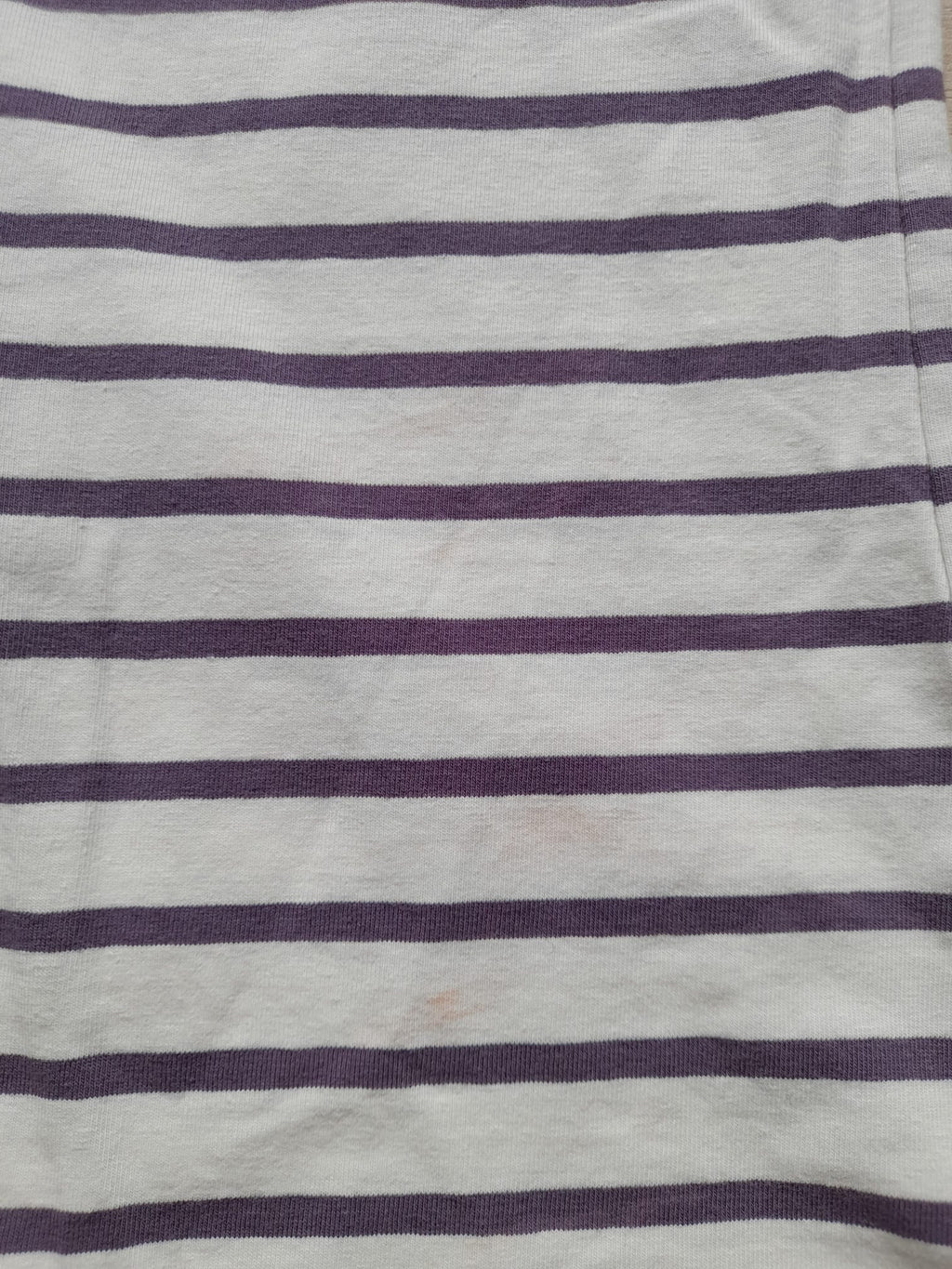 CAMISETA MANGA CORTA BLANCA CON RAYAS MORADAS